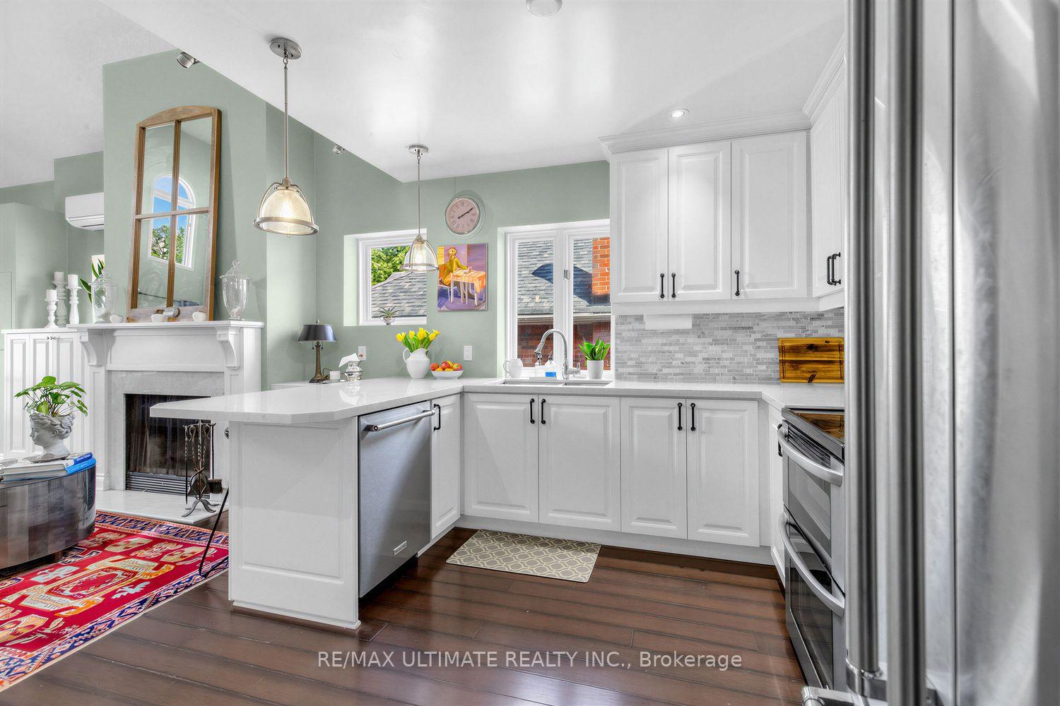 Photo 2 of 185 Castlefield Avenue, Toronto, Yonge-Eglinton — HOMEH