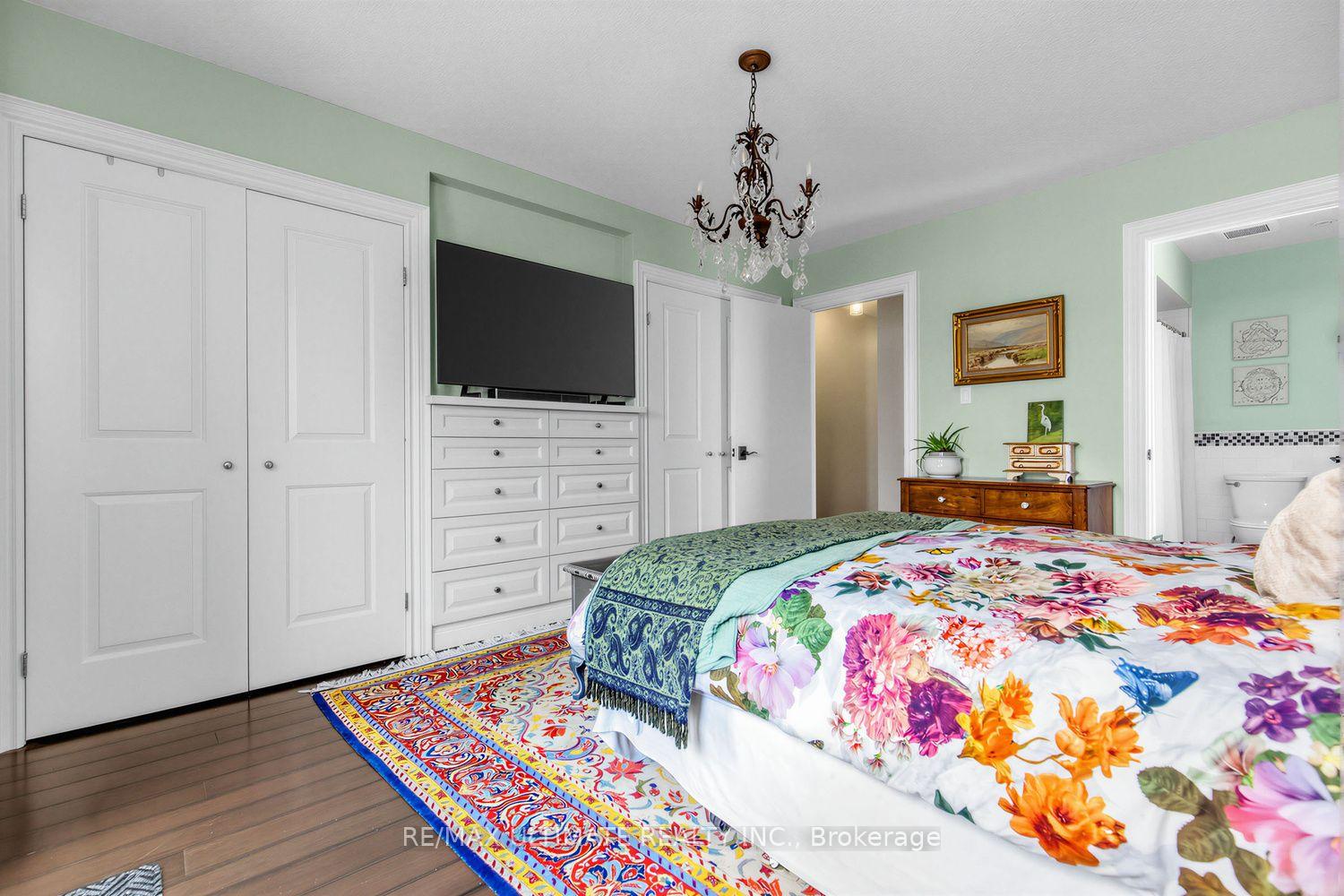 Photo 14 of 185 Castlefield Avenue, Toronto, Yonge-Eglinton — HOMEH