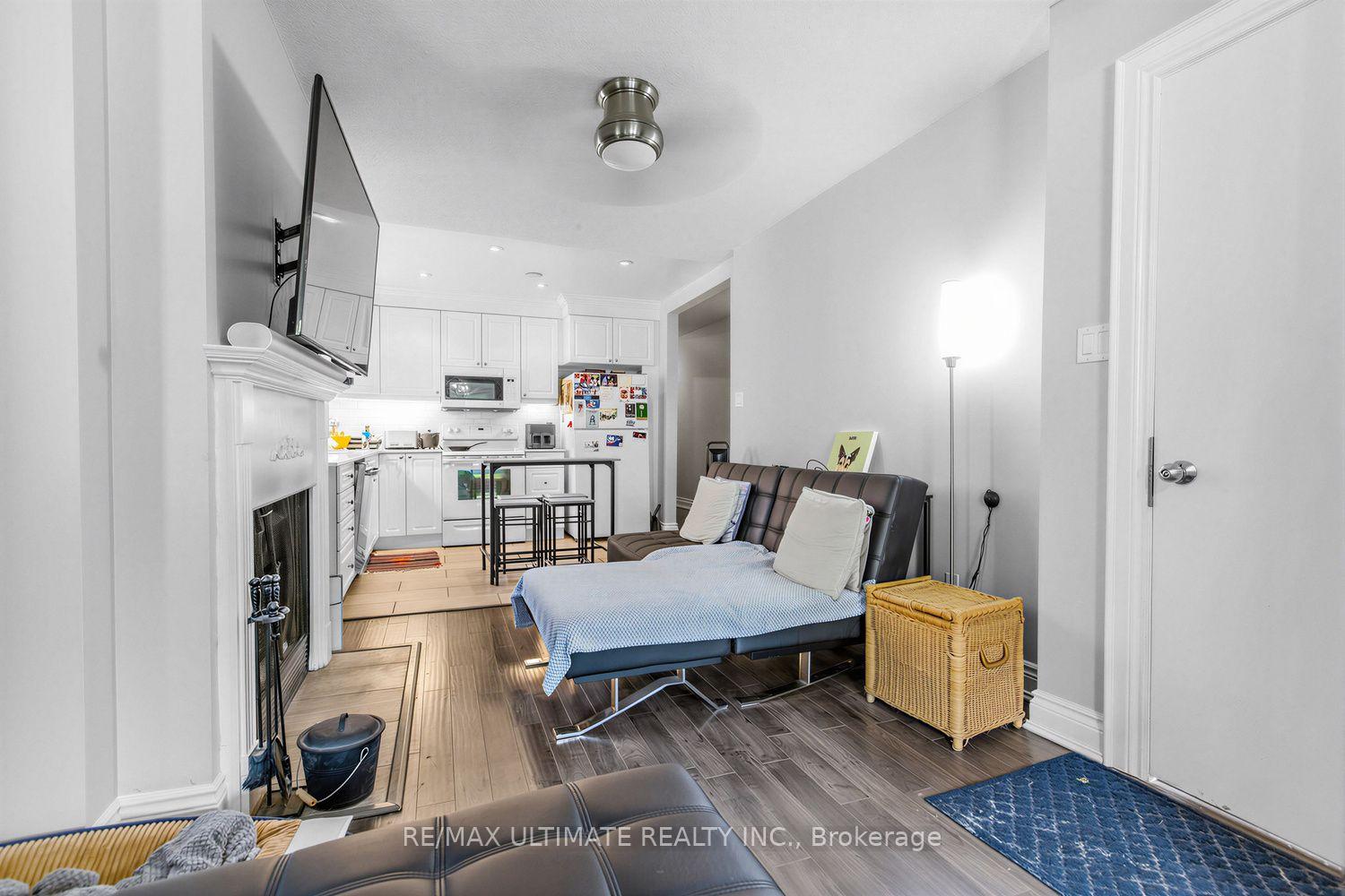 Photo 26 of 185 Castlefield Avenue, Toronto, Yonge-Eglinton — HOMEH
