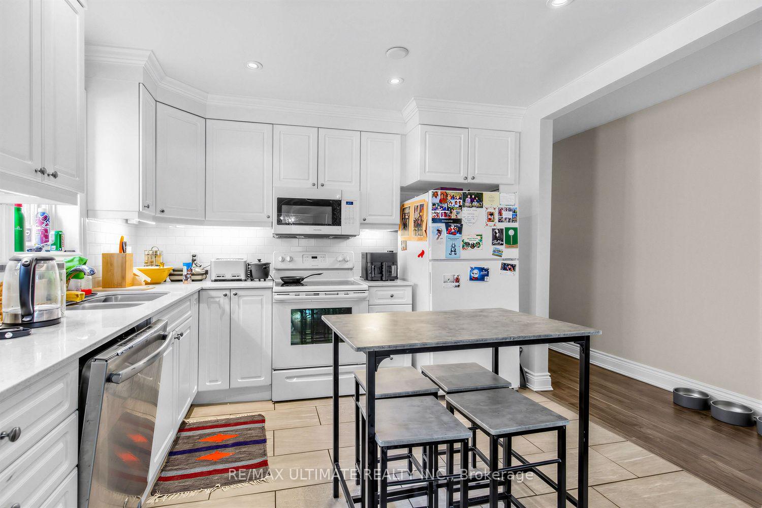 Photo 28 of 185 Castlefield Avenue, Toronto, Yonge-Eglinton — HOMEH