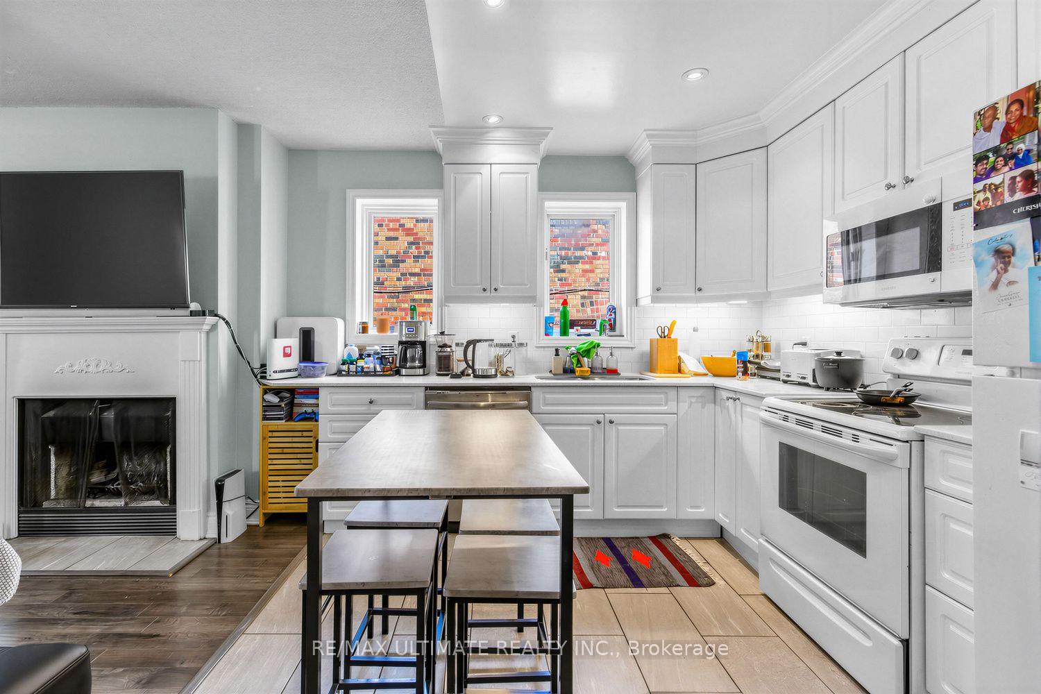Photo 30 of 185 Castlefield Avenue, Toronto, Yonge-Eglinton — HOMEH