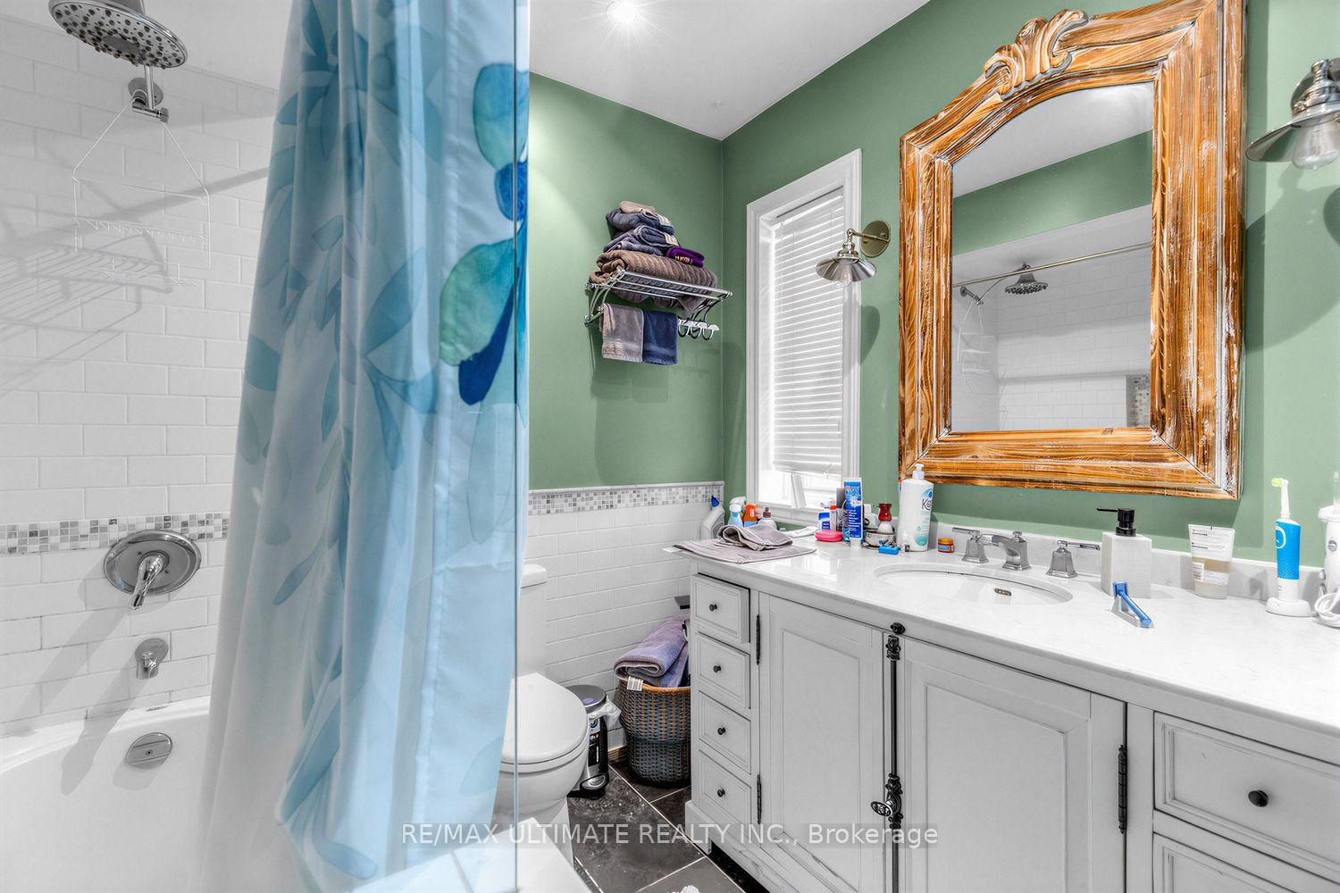 Photo 33 of 185 Castlefield Avenue, Toronto, Yonge-Eglinton — HOMEH