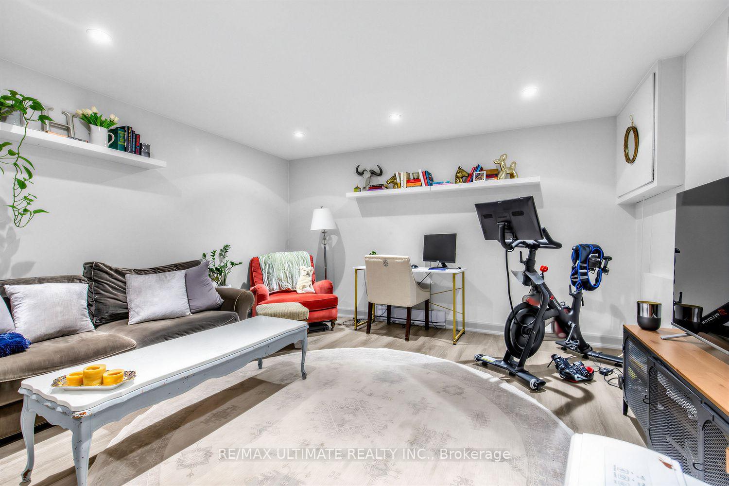 Photo 38 of 185 Castlefield Avenue, Toronto, Yonge-Eglinton — HOMEH
