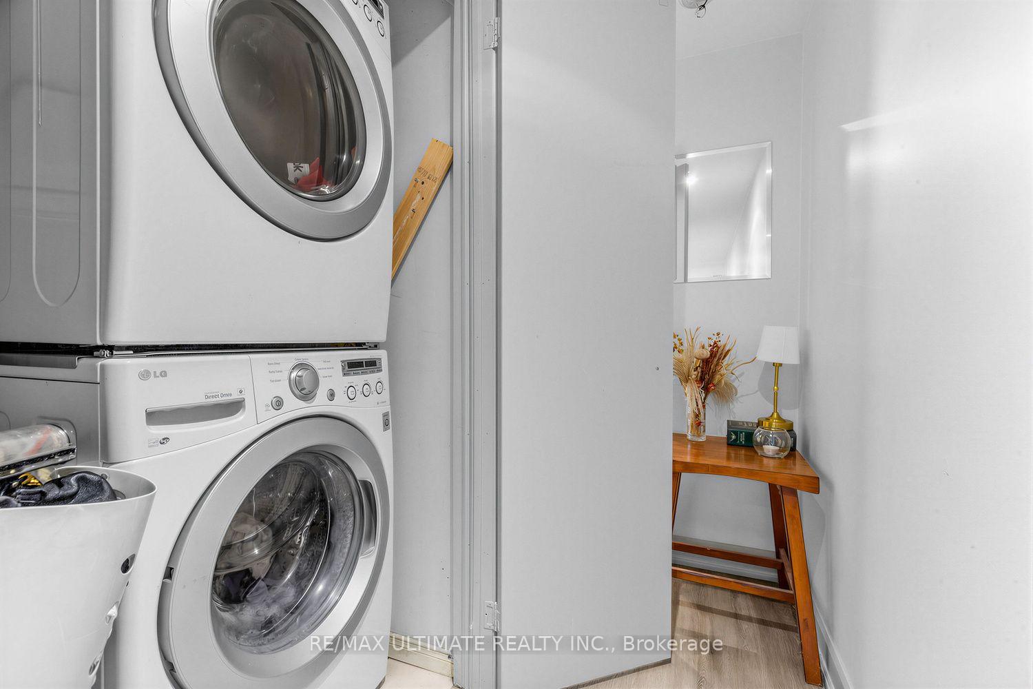 Photo 40 of 185 Castlefield Avenue, Toronto, Yonge-Eglinton — HOMEH