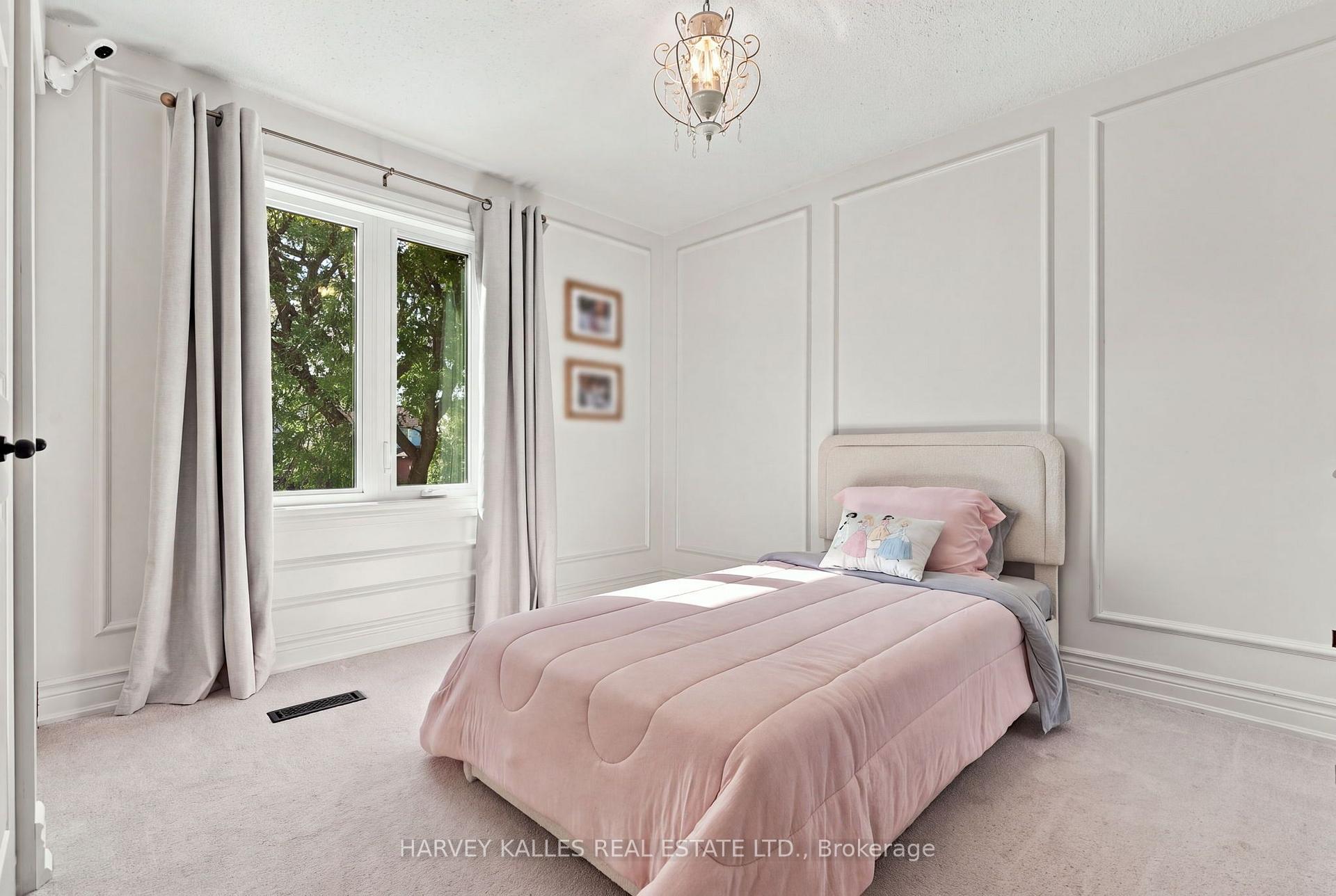 Photo 19 of 4181 Stonemason Crescent, Mississauga, Erin Mills — HOMEH