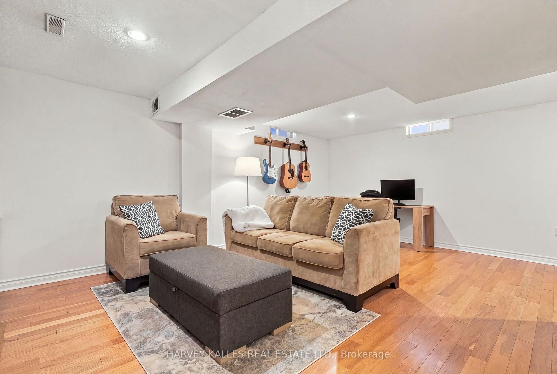 Photo 28 of 4181 Stonemason Crescent, Mississauga, Erin Mills — HOMEH