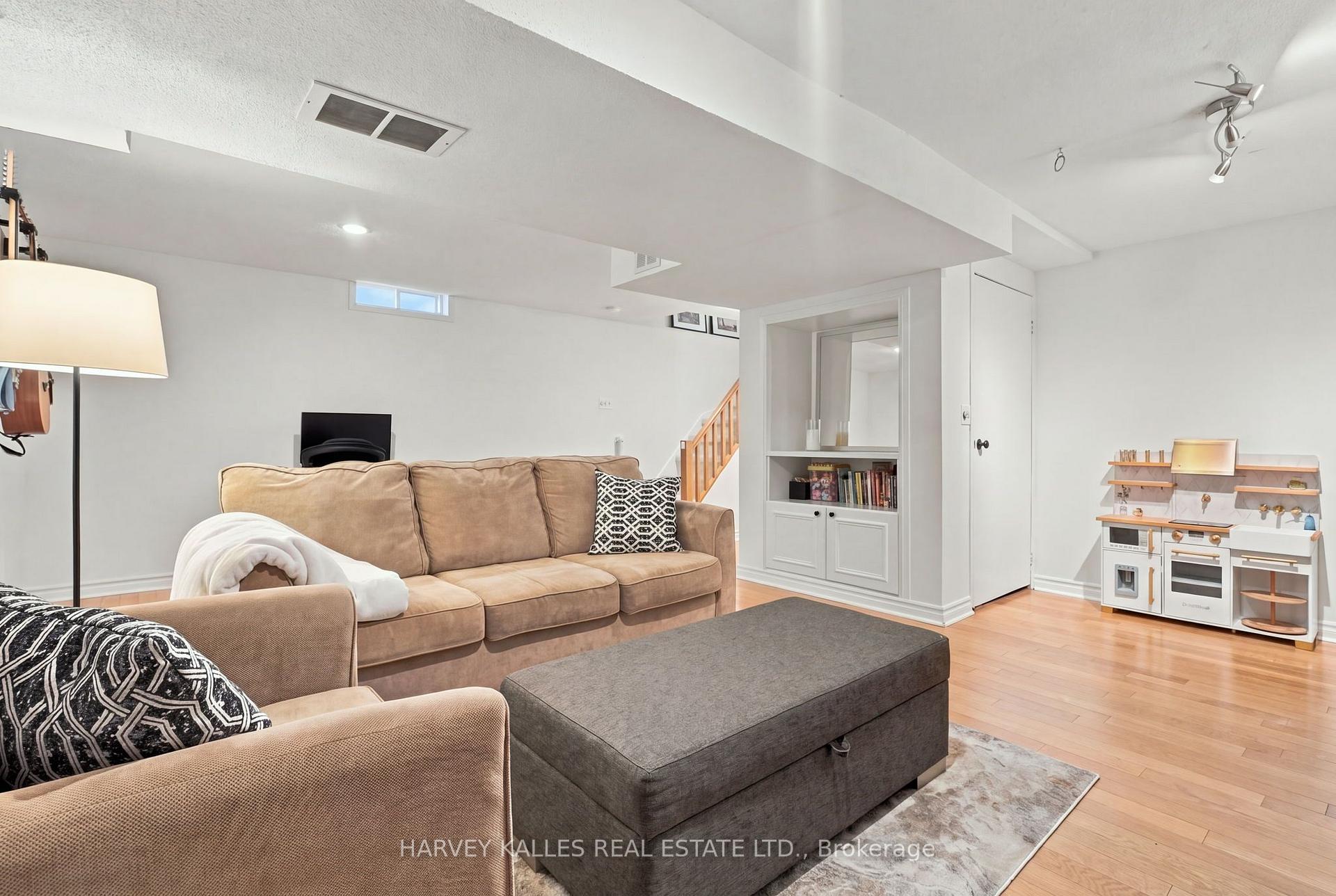 Photo 30 of 4181 Stonemason Crescent, Mississauga, Erin Mills — HOMEH