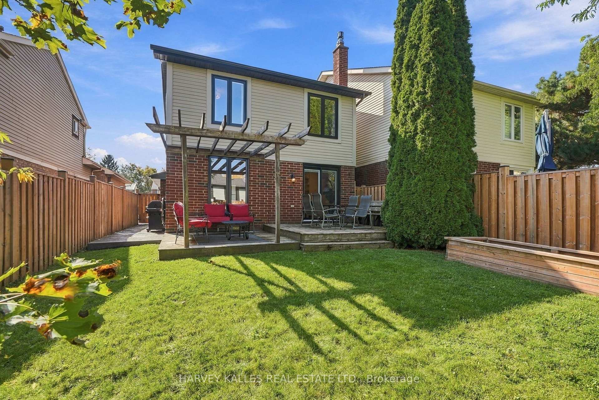 Photo 37 of 4181 Stonemason Crescent, Mississauga, Erin Mills — HOMEH