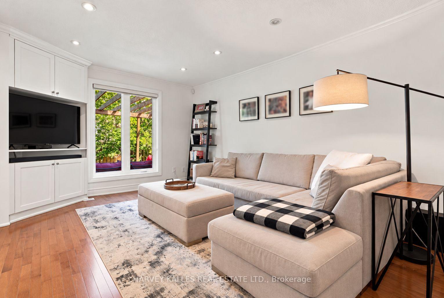 Photo 13 of 4181 Stonemason Crescent, Mississauga, Erin Mills — HOMEH