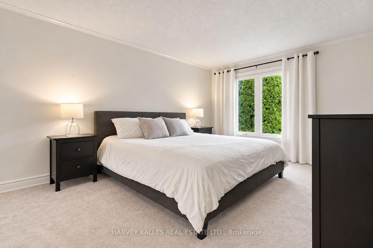 Photo 16 of 4181 Stonemason Crescent, Mississauga, Erin Mills — HOMEH