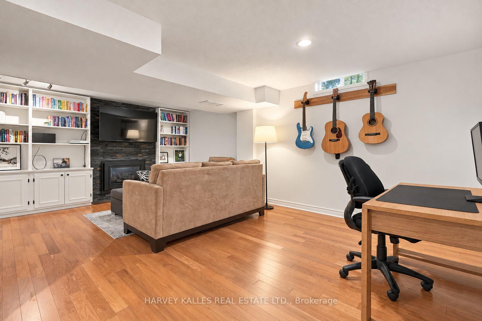 Photo 31 of 4181 Stonemason Crescent, Mississauga, Erin Mills — HOMEH