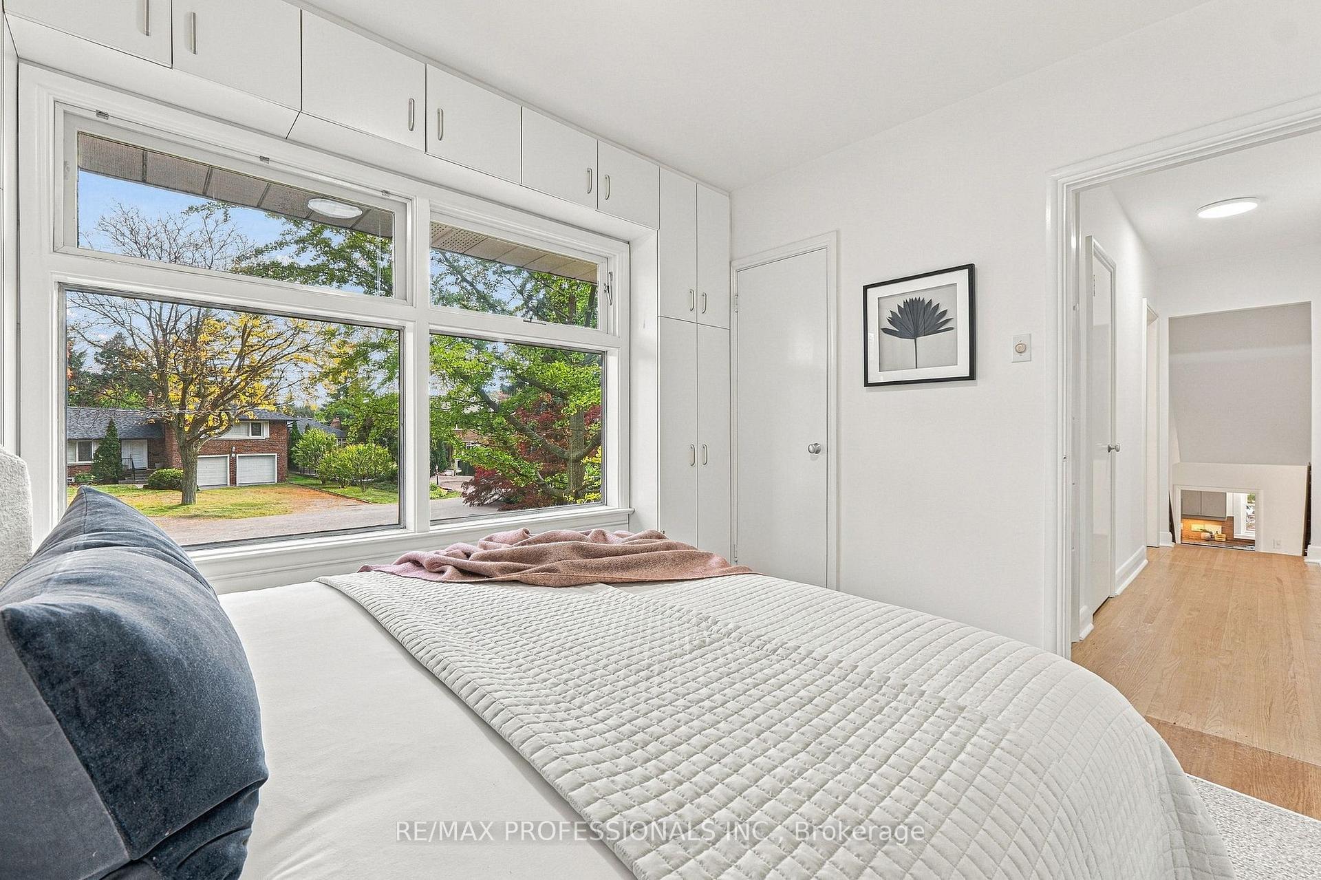 Photo 26 of 8 Northolt Court, Etobicoke, Edenbridge-Humber Valley — HOMEH