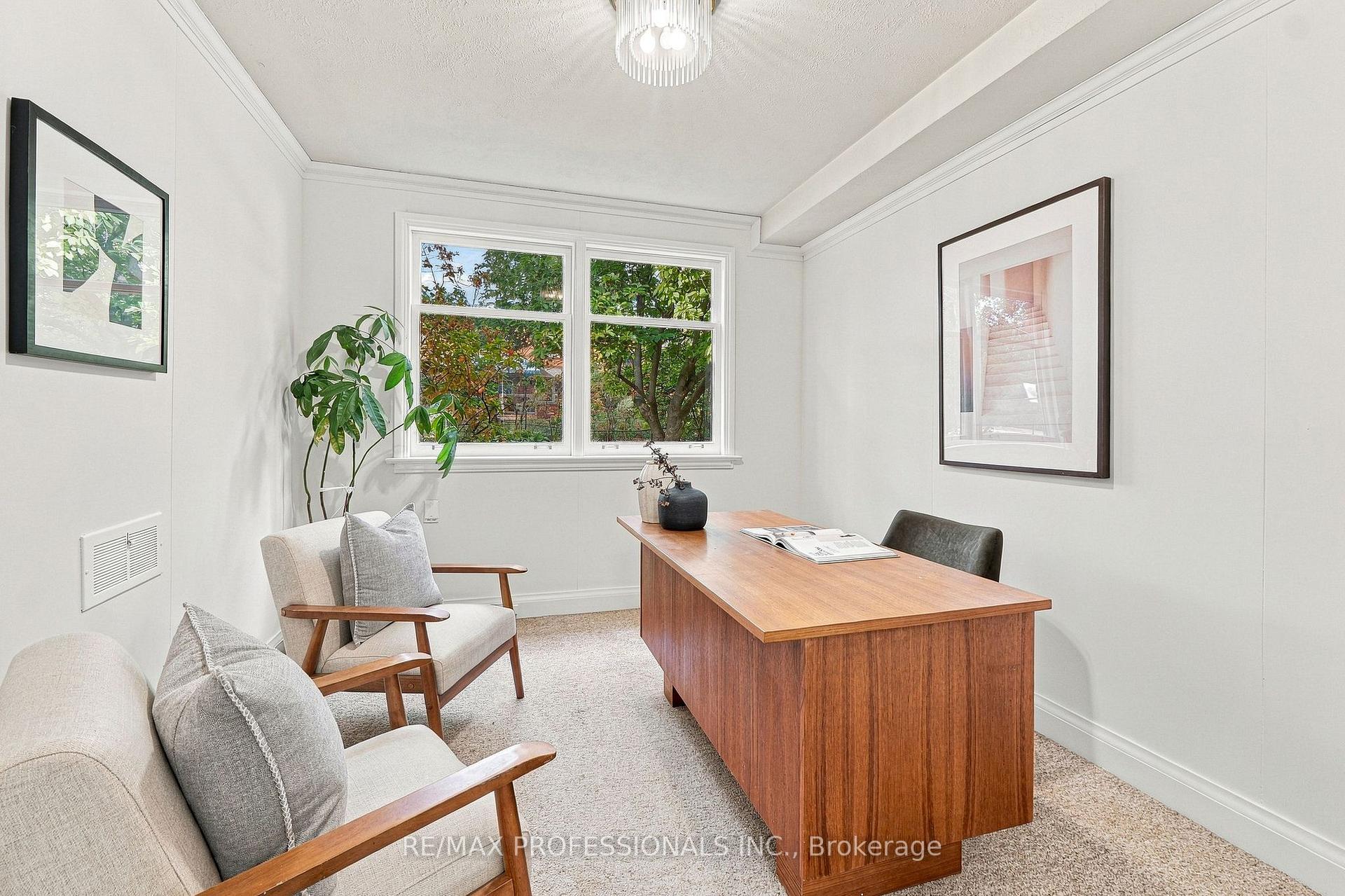 Photo 30 of 8 Northolt Court, Etobicoke, Edenbridge-Humber Valley — HOMEH
