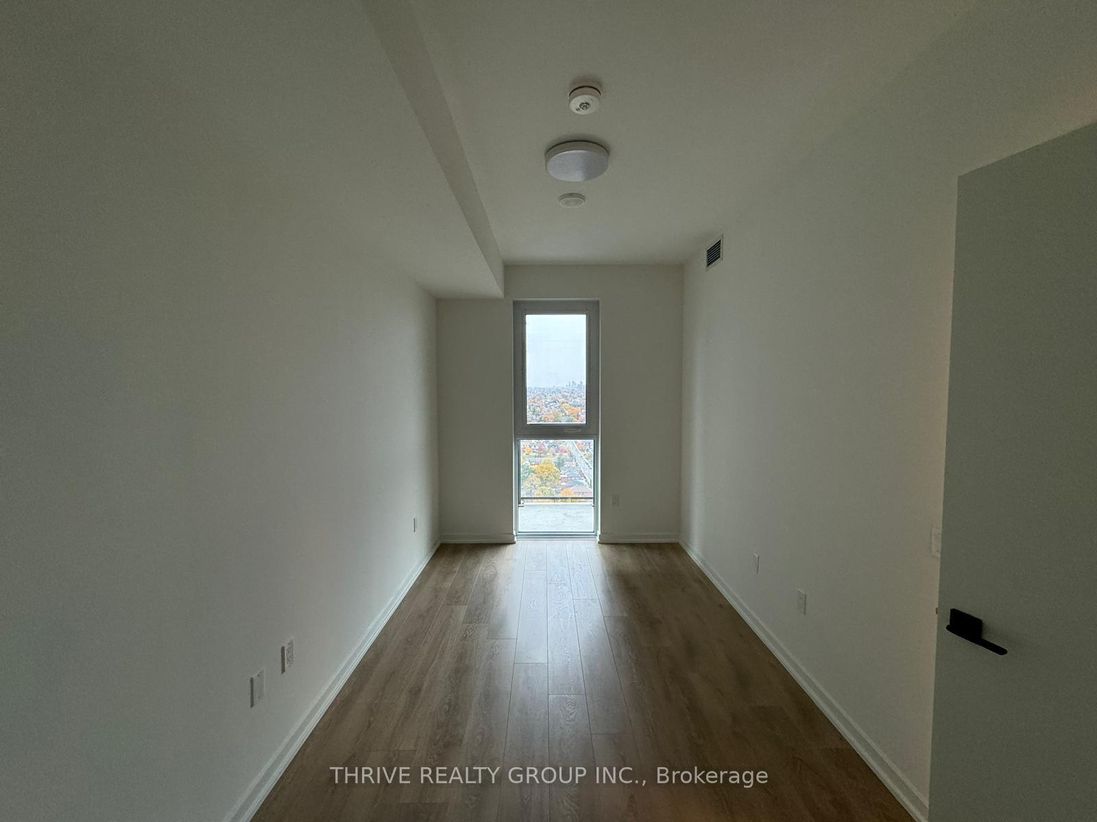 Photo 4 of Unit 2307, 10 Graphophone Grove, Toronto, Dovercourt-Wallace Emerson-Junction — HOMEH