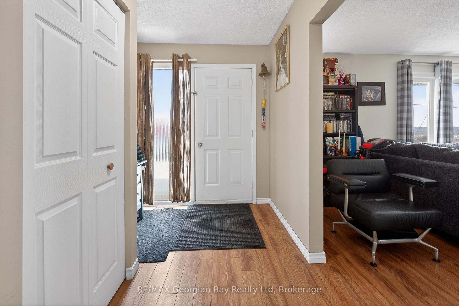 Photo 2 of 480 Broderick Street, Tay, Port McNicoll — HOMEH