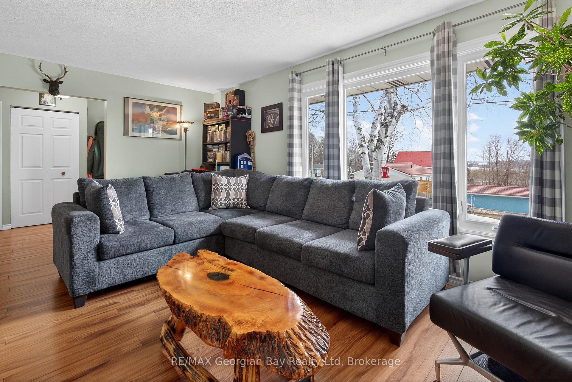 Photo 5 of 480 Broderick Street, Tay, Port McNicoll — HOMEH