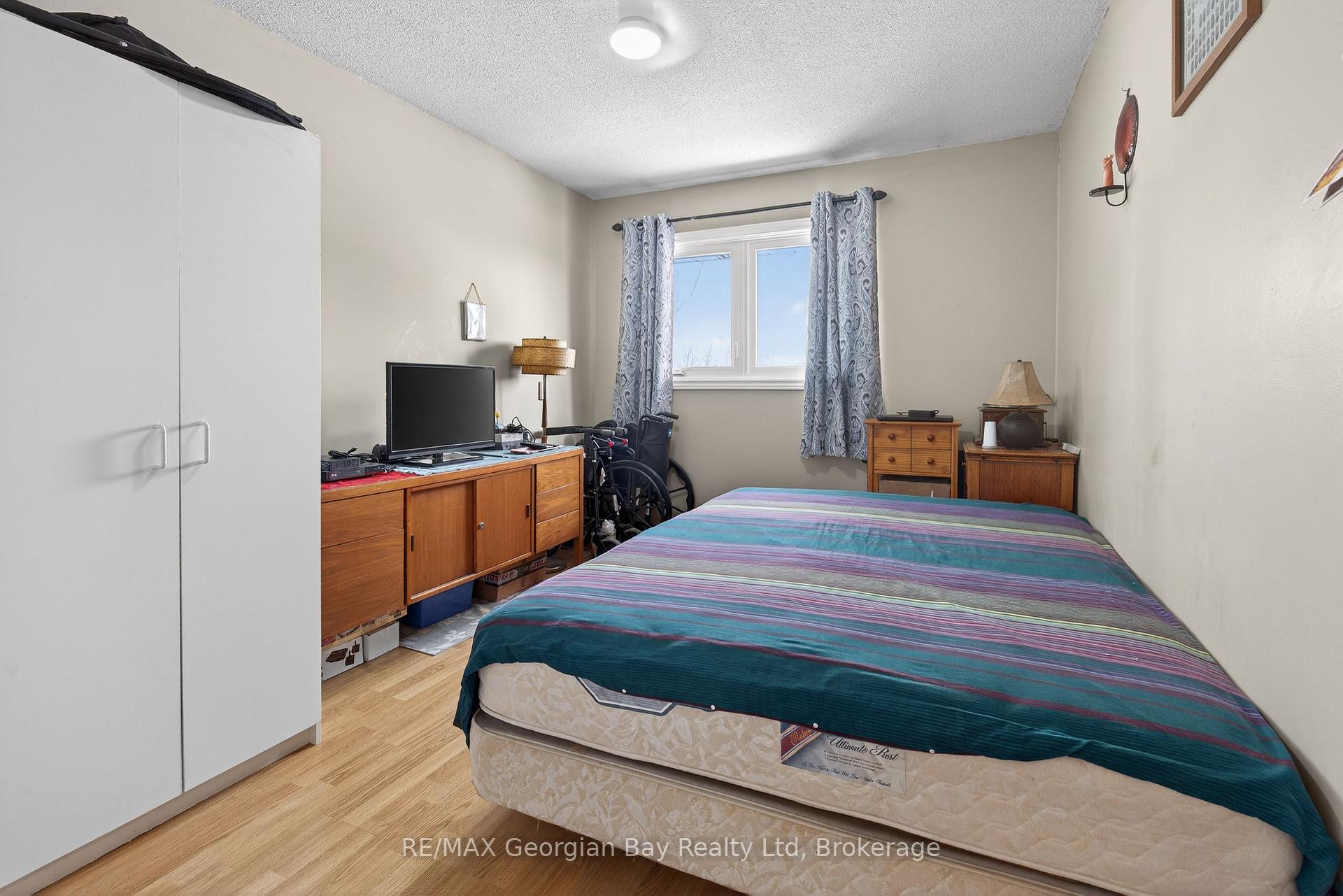 Photo 13 of 480 Broderick Street, Tay, Port McNicoll — HOMEH