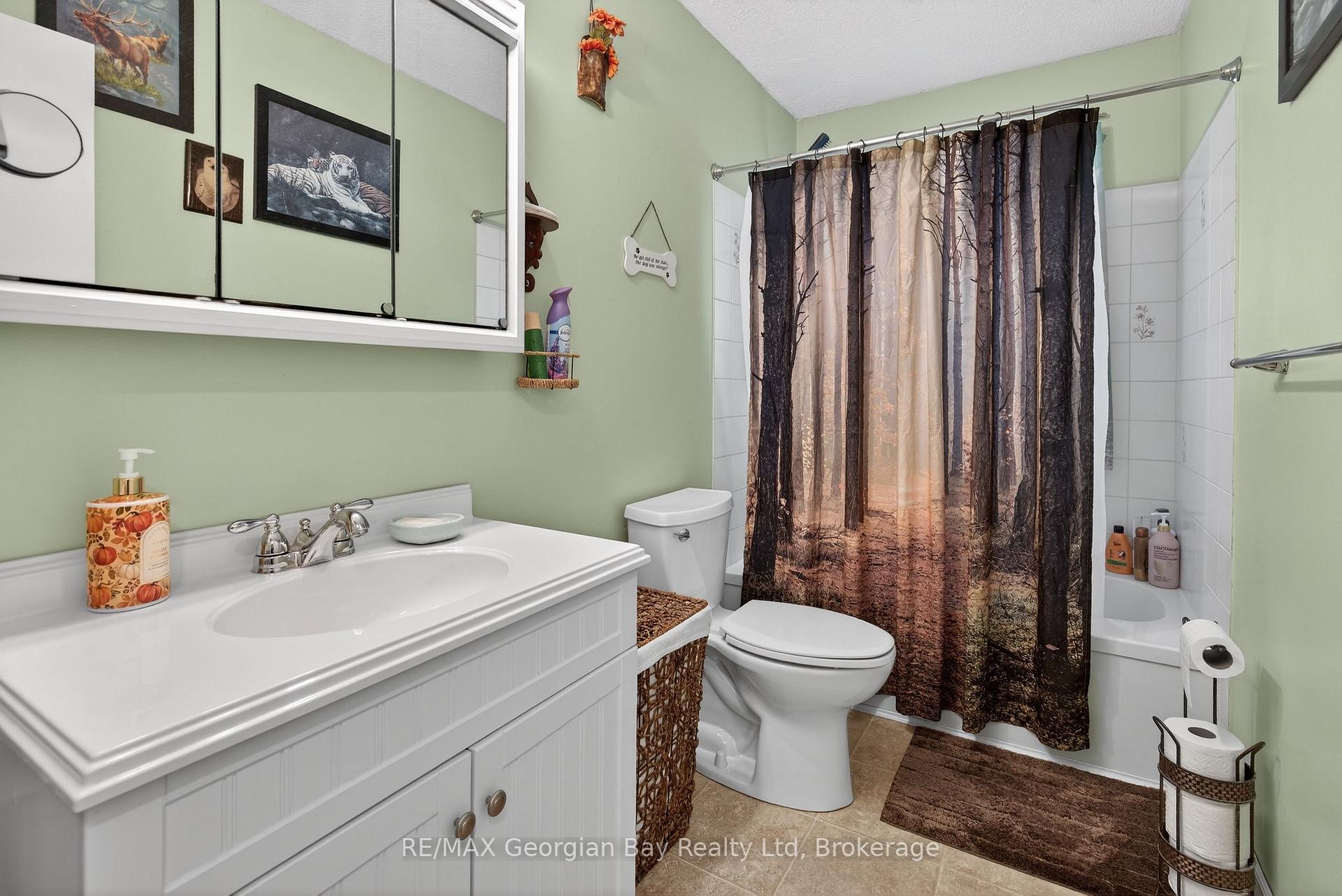 Photo 15 of 480 Broderick Street, Tay, Port McNicoll — HOMEH