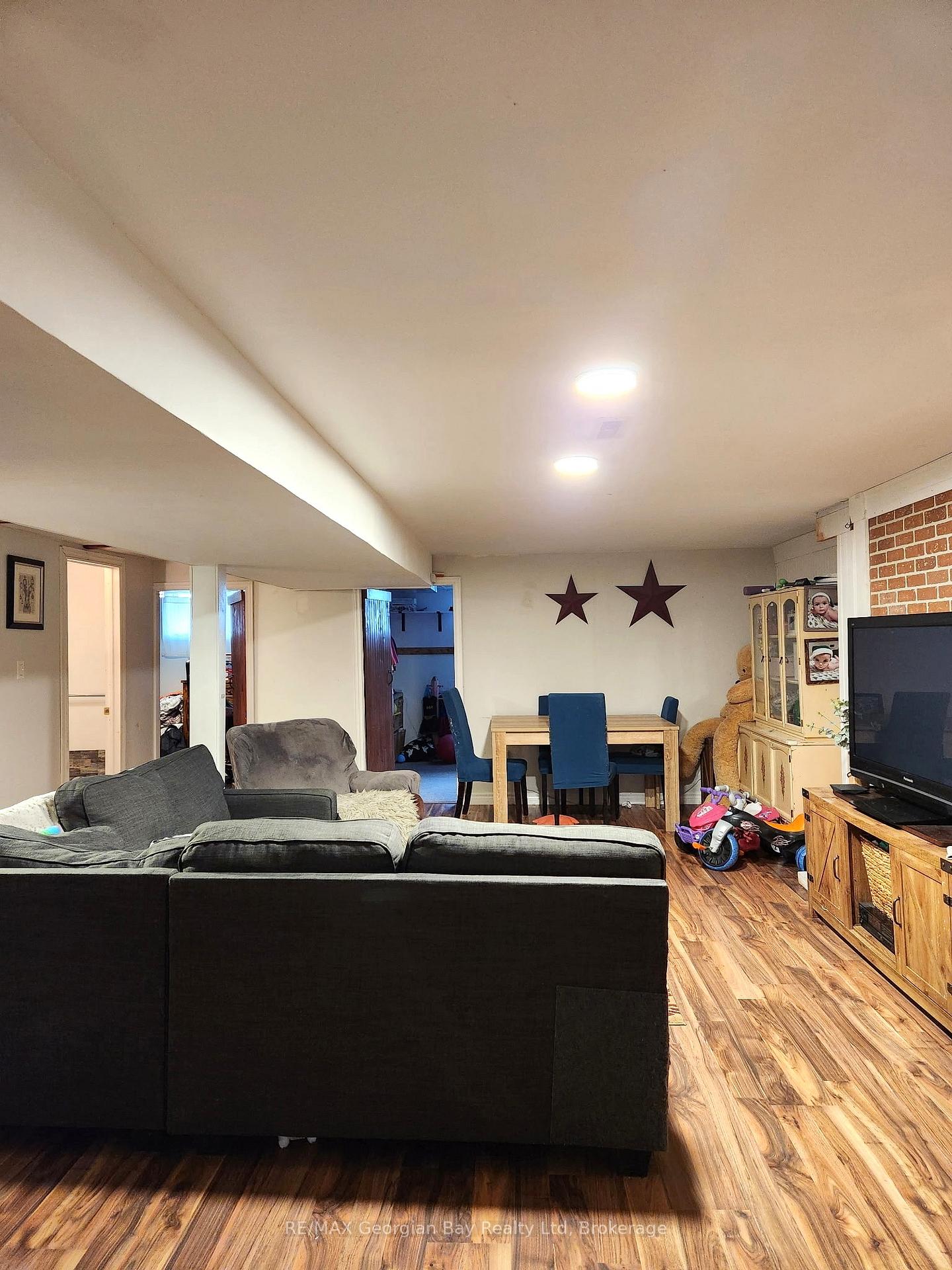 Photo 18 of 480 Broderick Street, Tay, Port McNicoll — HOMEH