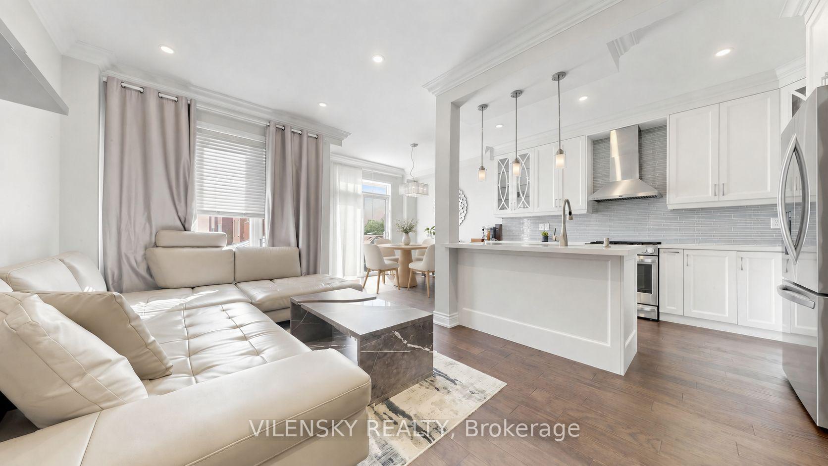 Photo 3 of 66 Catalpa Crescent, Vaughan, Patterson — HOMEH