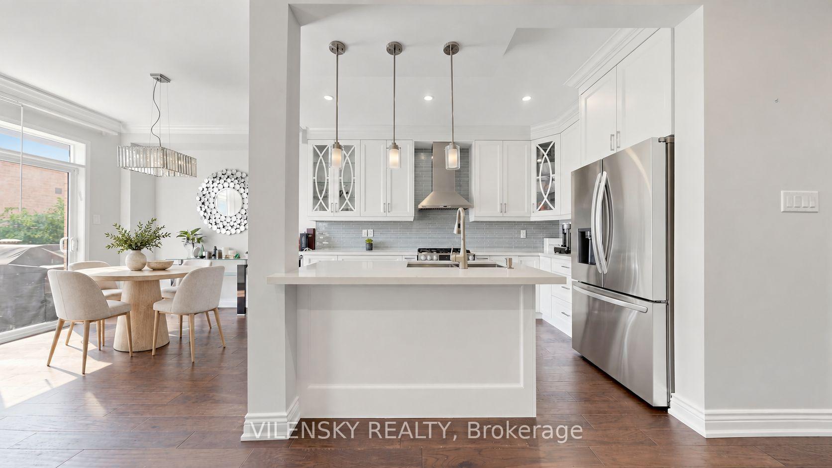 Photo 4 of 66 Catalpa Crescent, Vaughan, Patterson — HOMEH