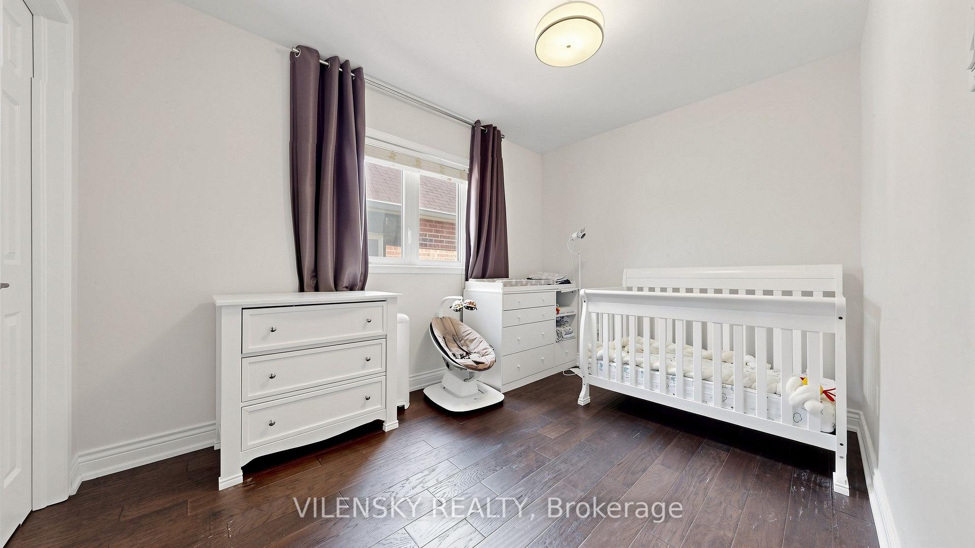 Photo 19 of 66 Catalpa Crescent, Vaughan, Patterson — HOMEH