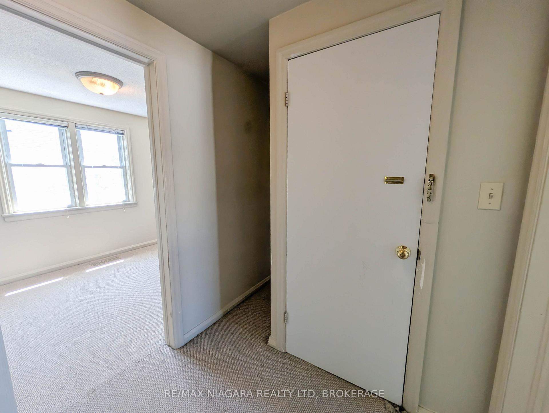 Photo 20 of 106 Haig Street, St. Catharines, Haig — HOMEH