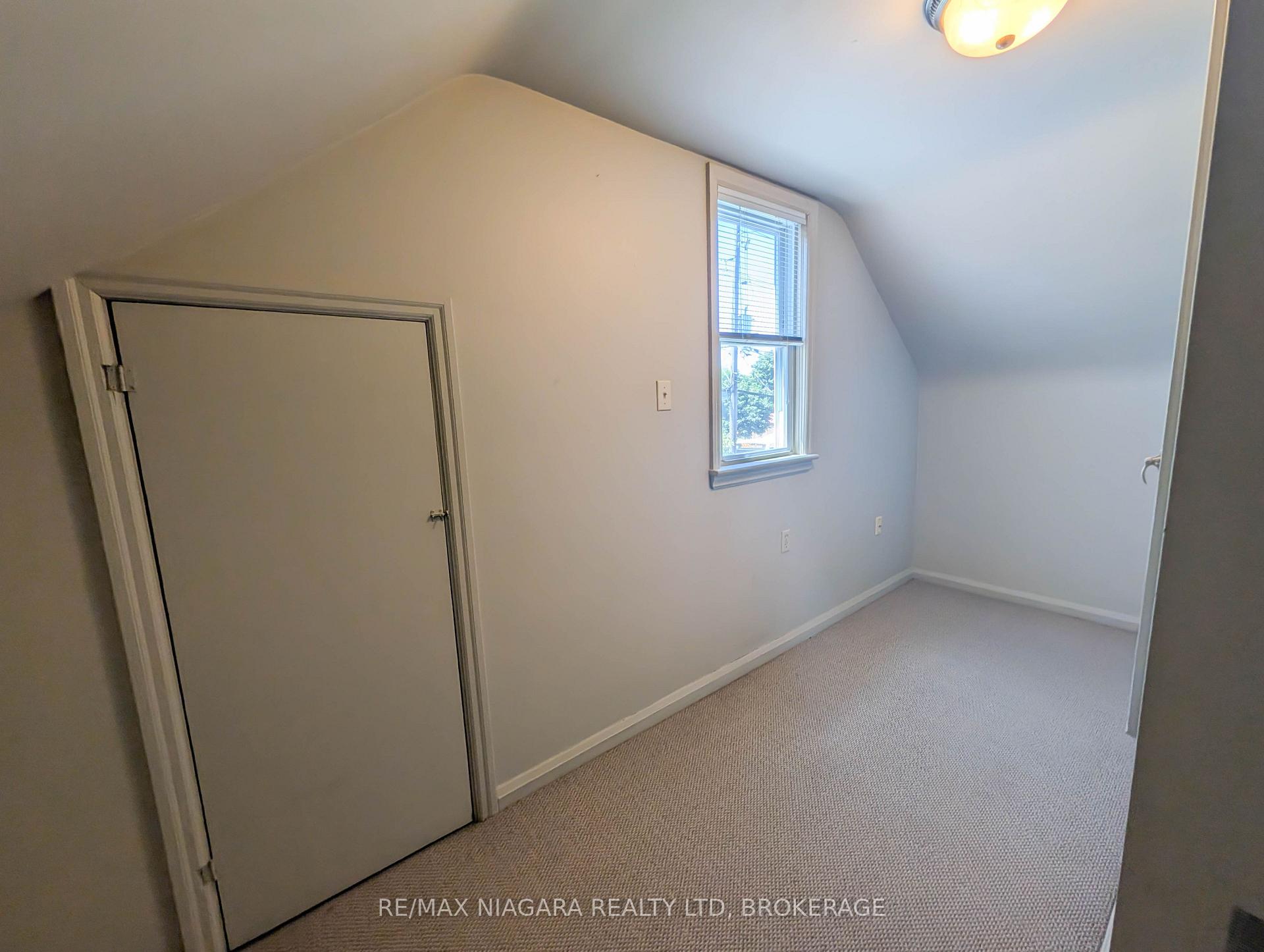 Photo 24 of 106 Haig Street, St. Catharines, Haig — HOMEH