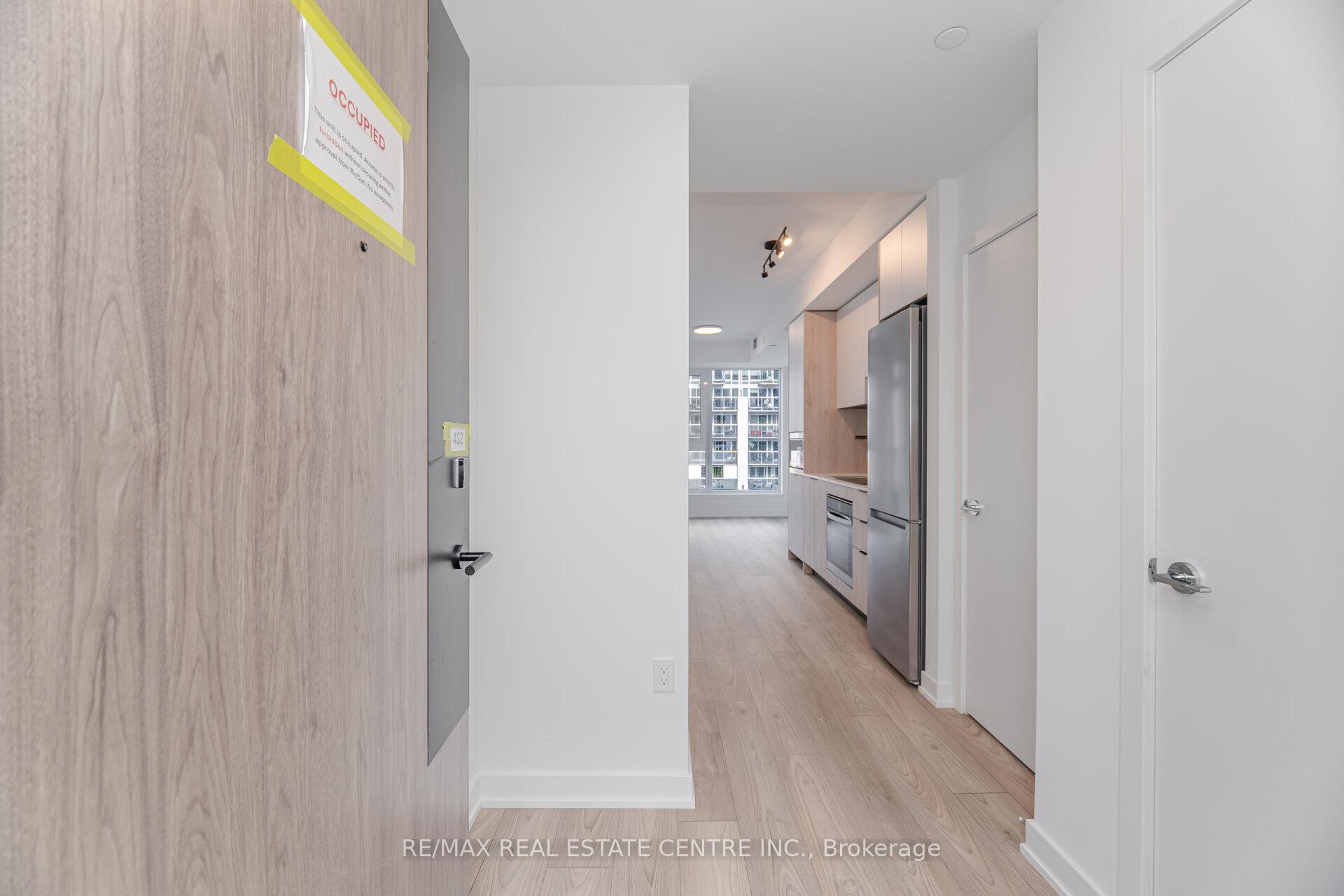 Photo 5 of Unit 432, 1007 The Queensway, Etobicoke, Islington-City Centre West — HOMEH