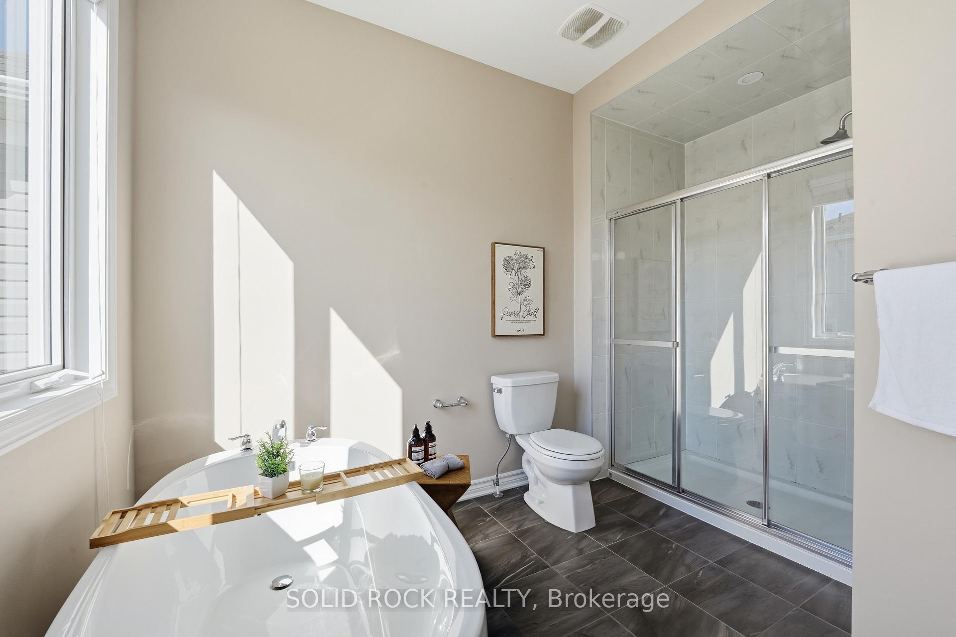 Photo 6 of 55 Solaris Drive, Ottawa, Kanata - Emerald Meadows/Trailwest — HOMEH
