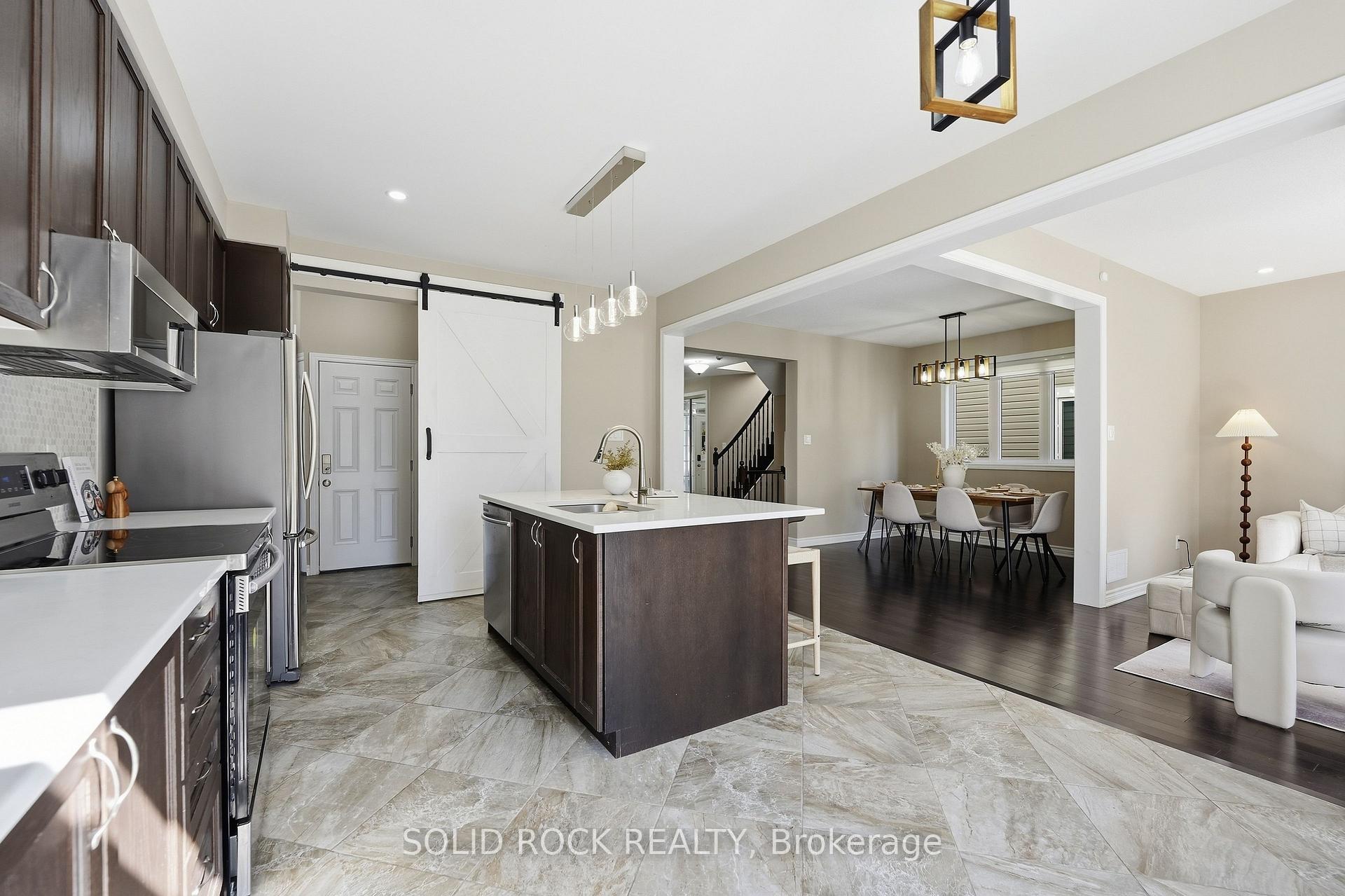 Photo 25 of 55 Solaris Drive, Ottawa, Kanata - Emerald Meadows/Trailwest — HOMEH