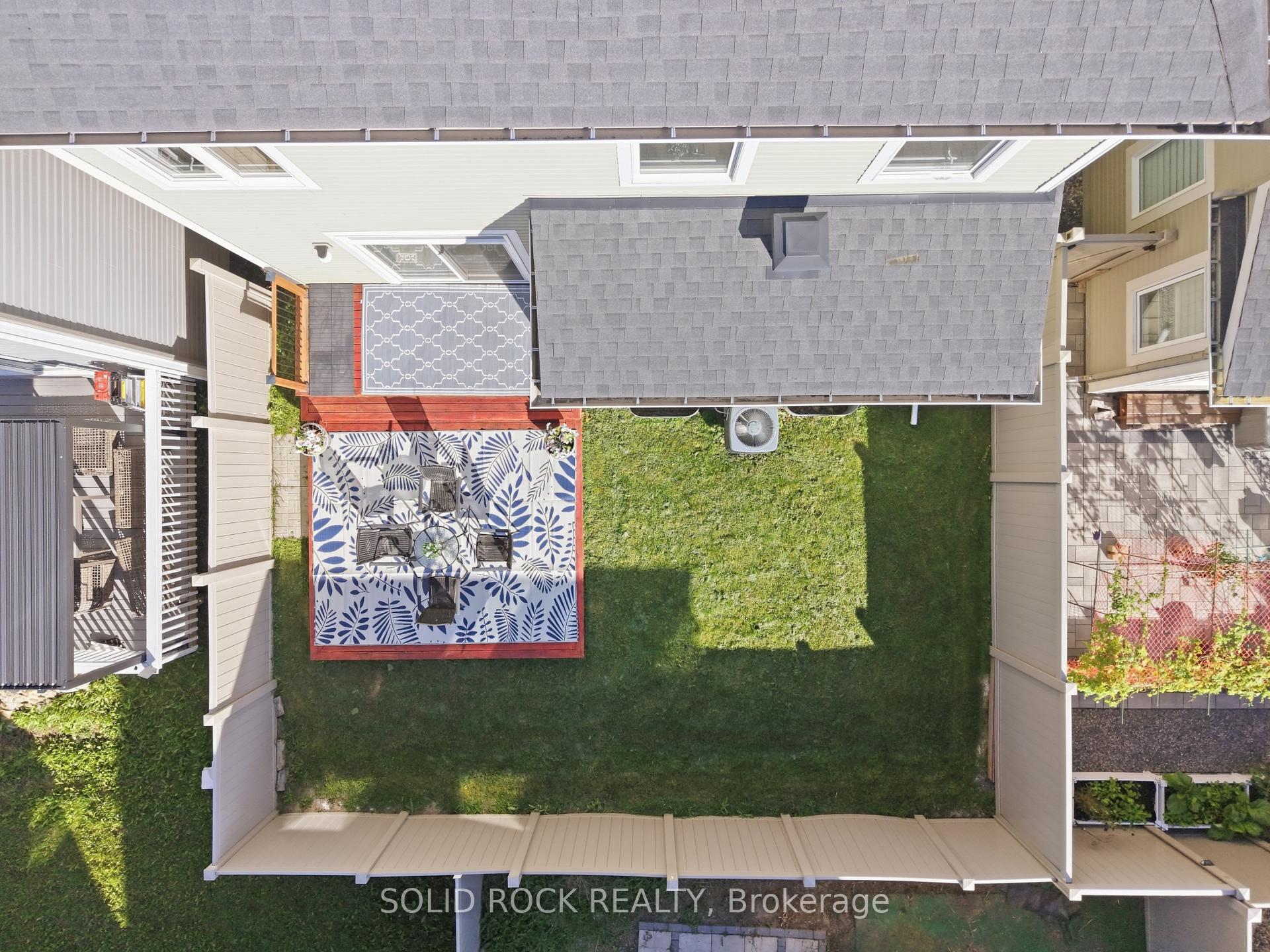 Photo 28 of 55 Solaris Drive, Ottawa, Kanata - Emerald Meadows/Trailwest — HOMEH