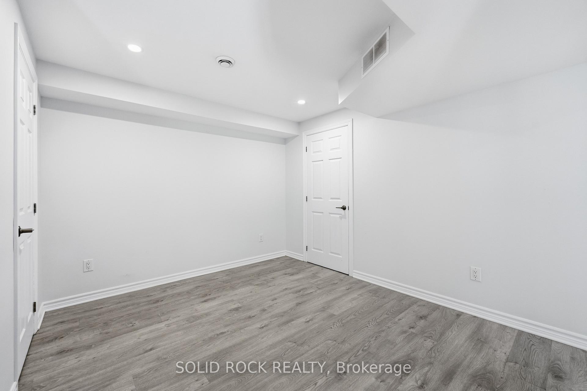 Photo 42 of 55 Solaris Drive, Ottawa, Kanata - Emerald Meadows/Trailwest — HOMEH