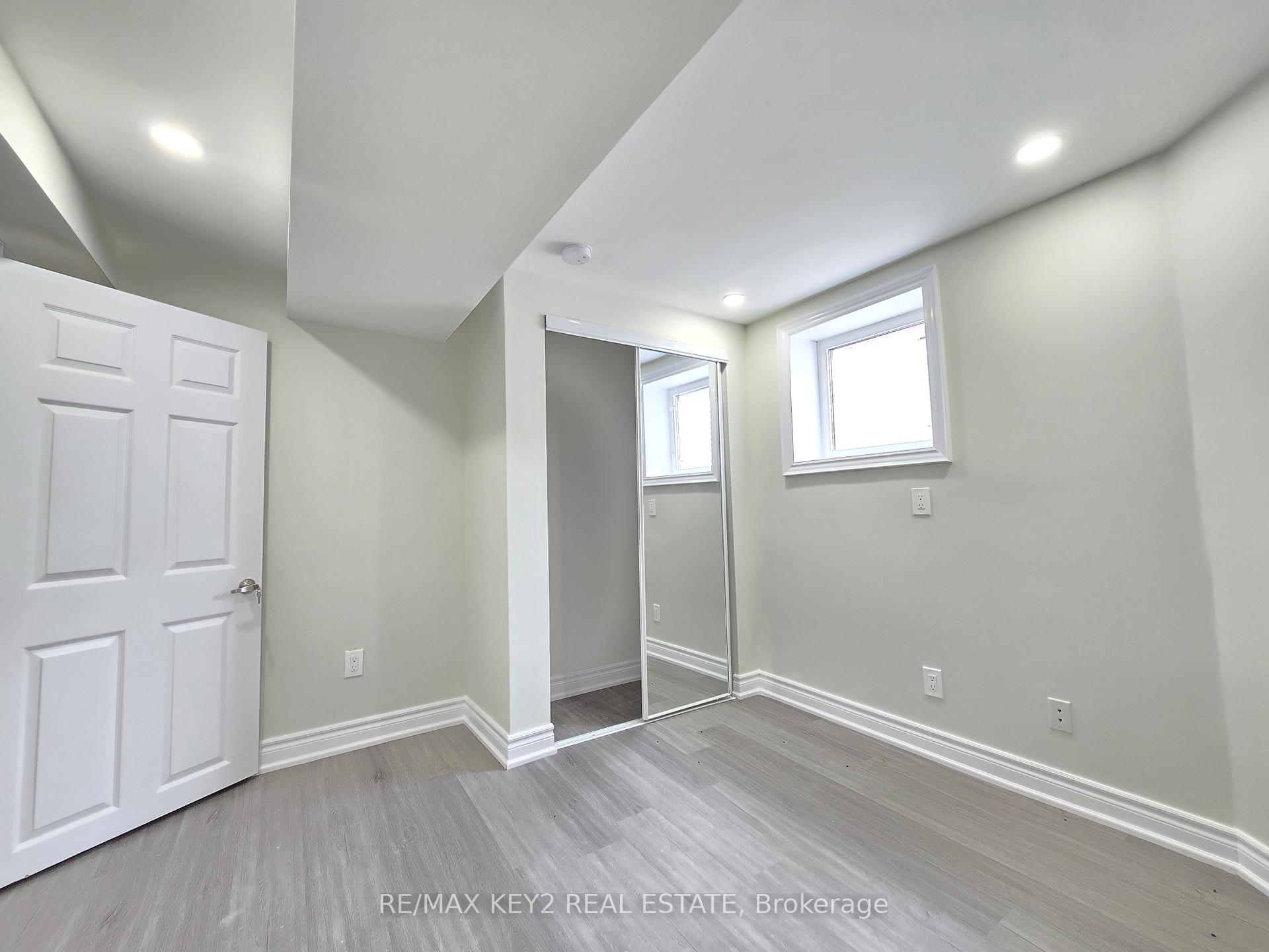 Photo 5 of 45 Ball Crescent, Whitby, Williamsburg — HOMEH