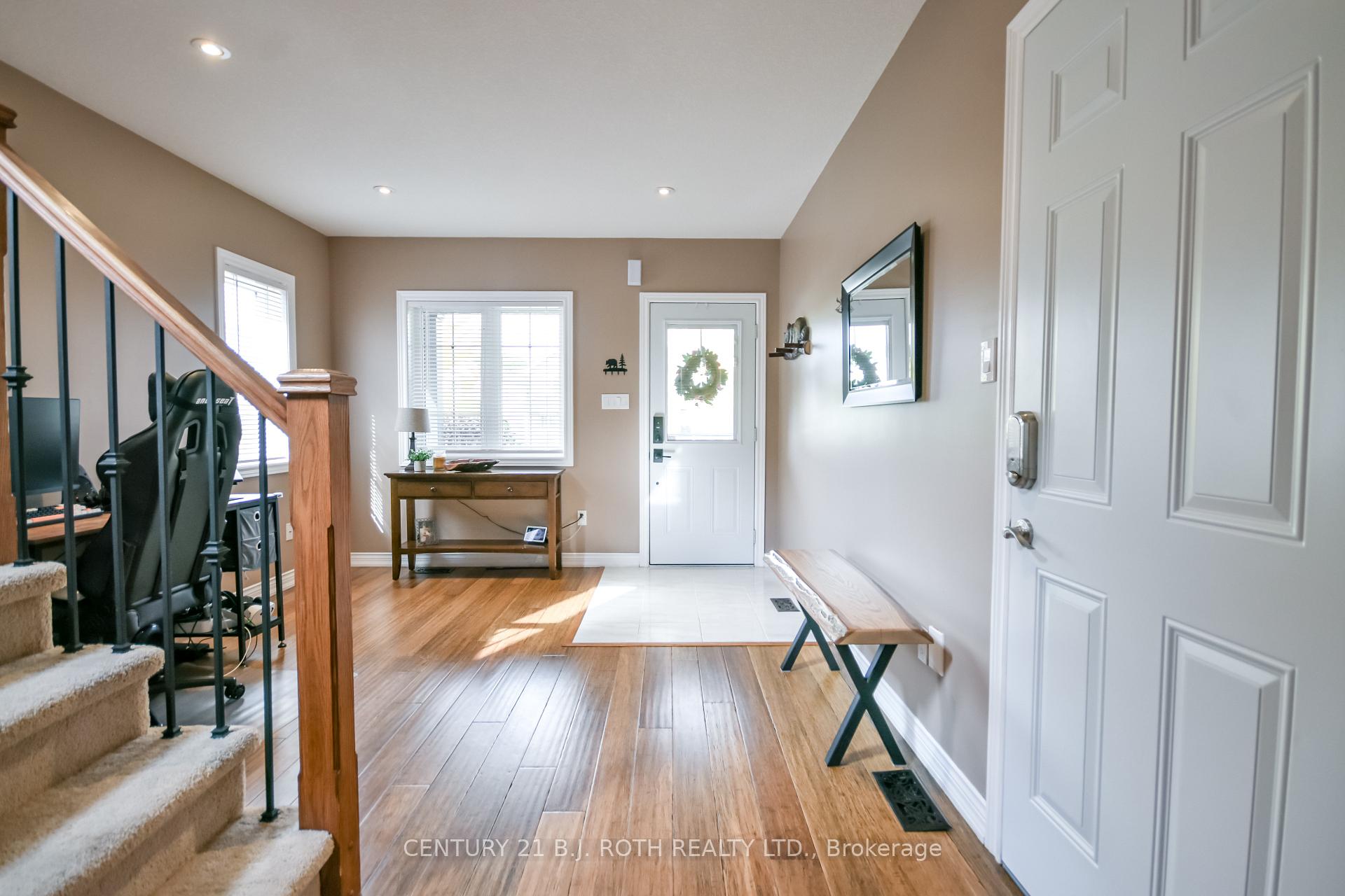 Photo 4 of 114 Stonemount Crescent, Essa, Angus — HOMEH