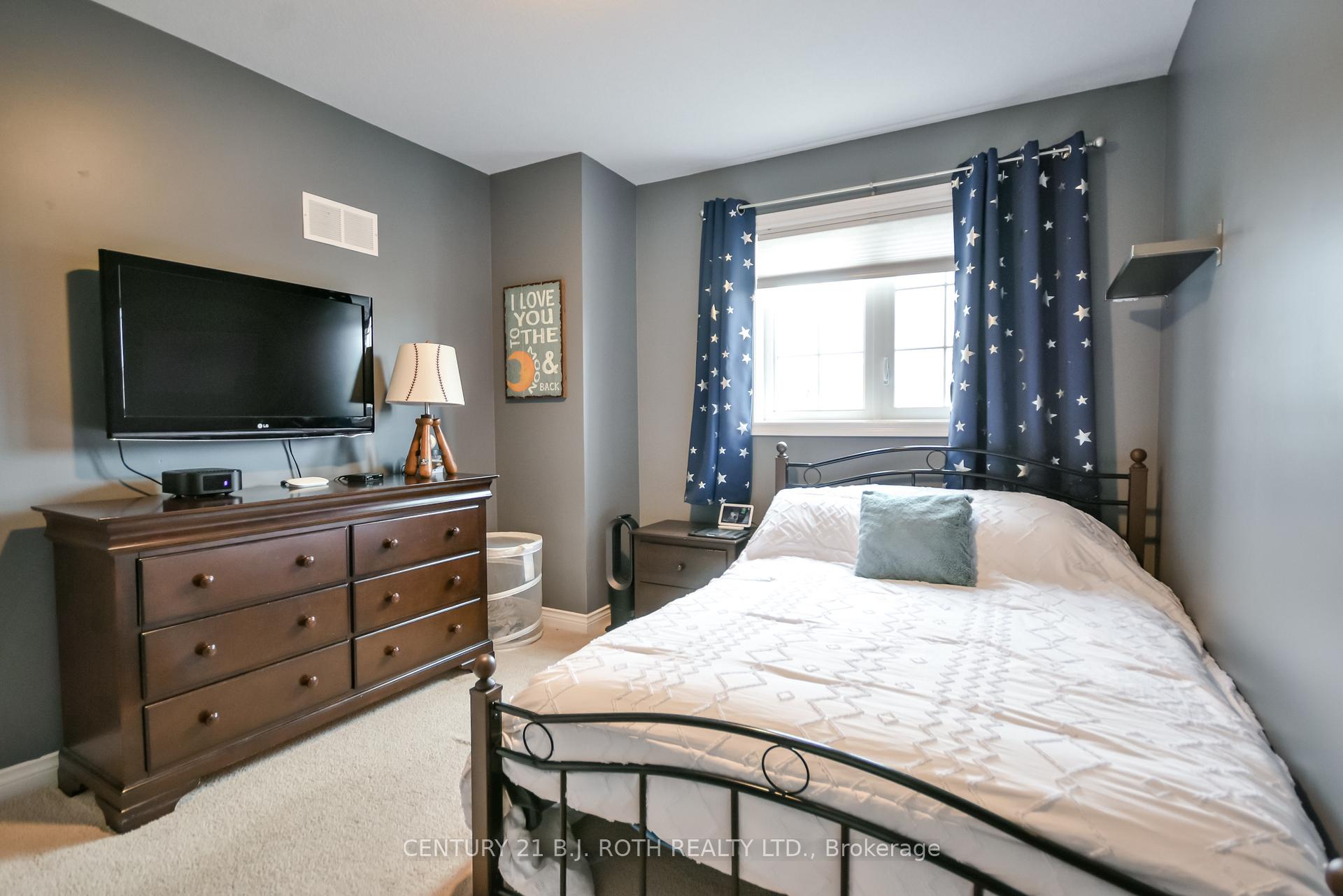 Photo 17 of 114 Stonemount Crescent, Essa, Angus — HOMEH