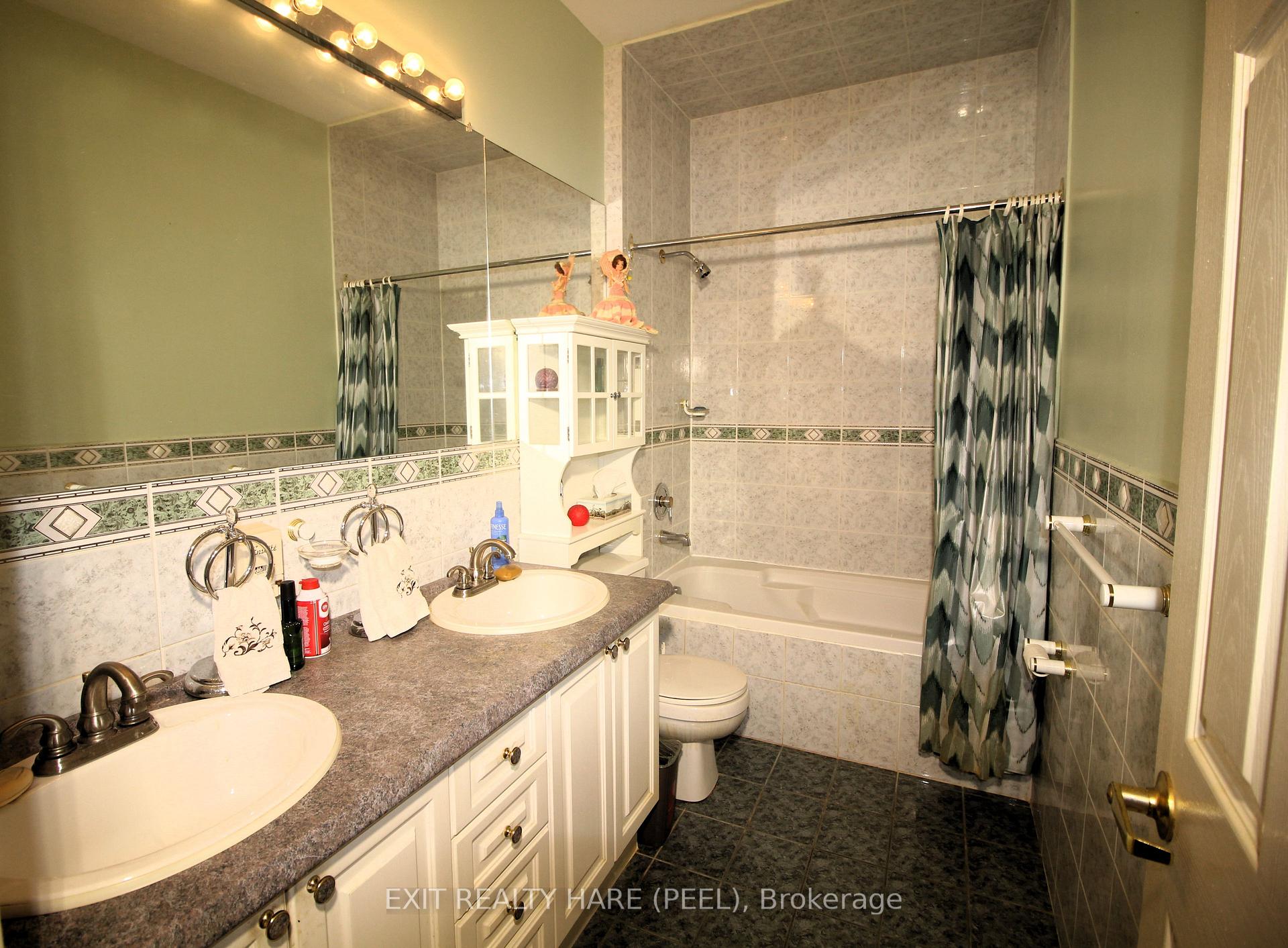 Photo 28 of 5 Glenbrook Boulevard, Brampton, Toronto Gore Rural Estate — HOMEH