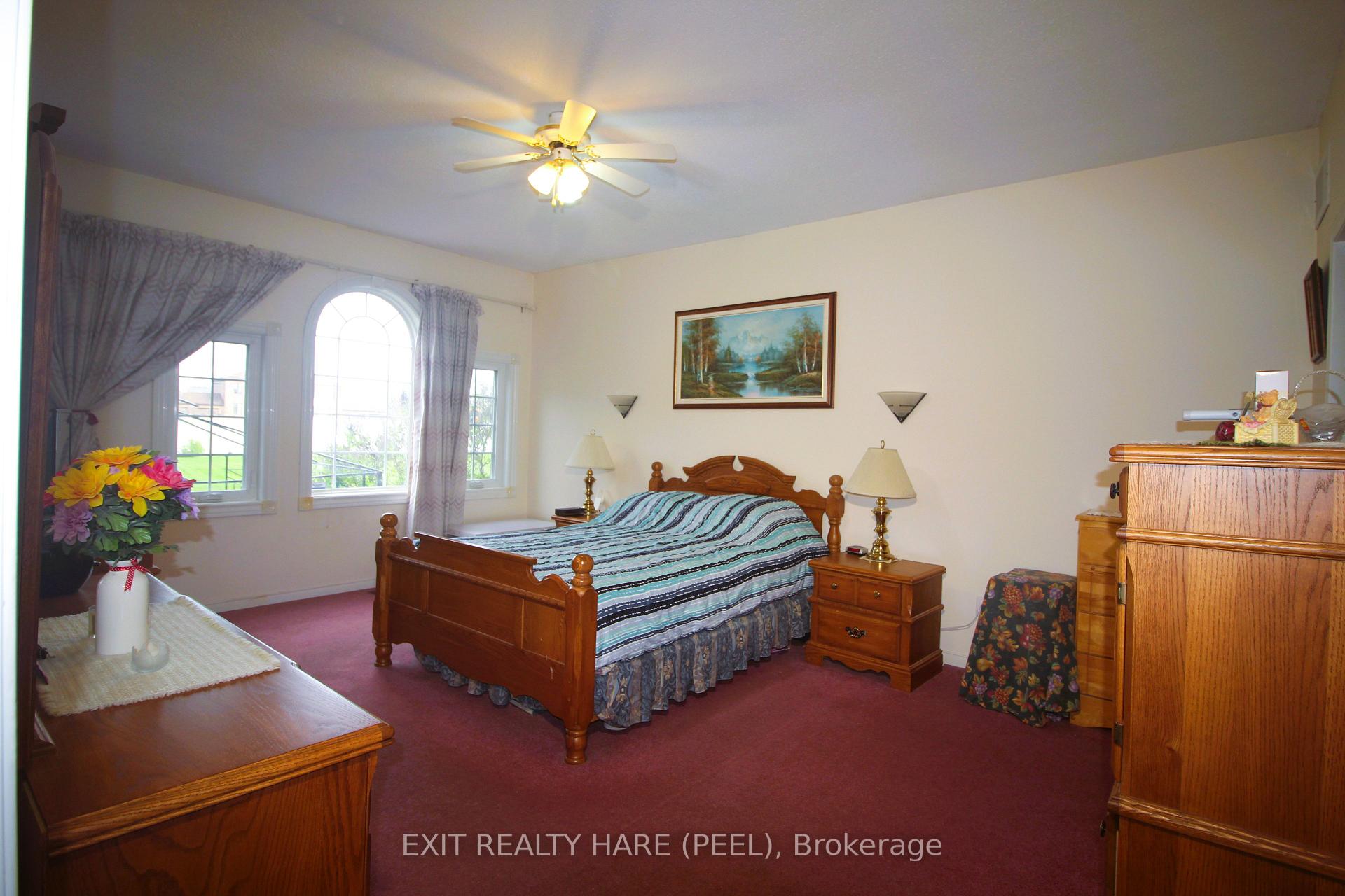 Photo 32 of 5 Glenbrook Boulevard, Brampton, Toronto Gore Rural Estate — HOMEH