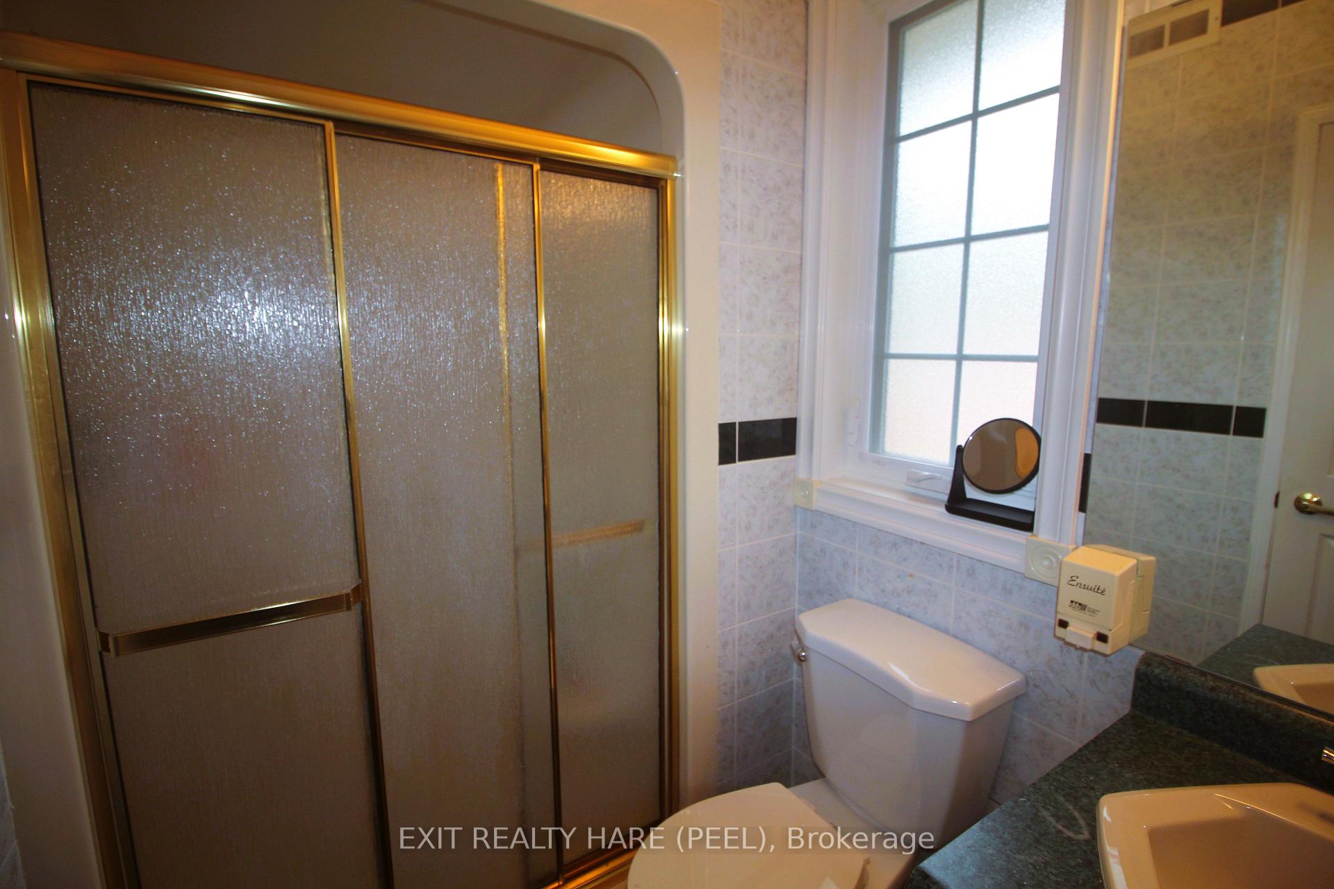 Photo 37 of 5 Glenbrook Boulevard, Brampton, Toronto Gore Rural Estate — HOMEH