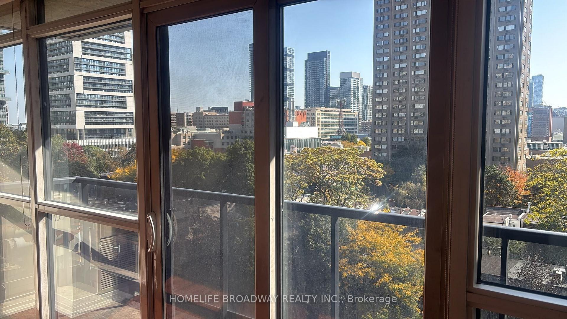 Photo 4 of Unit 802, 25 Carlton Street, Toronto, Church-Yonge Corridor — HOMEH