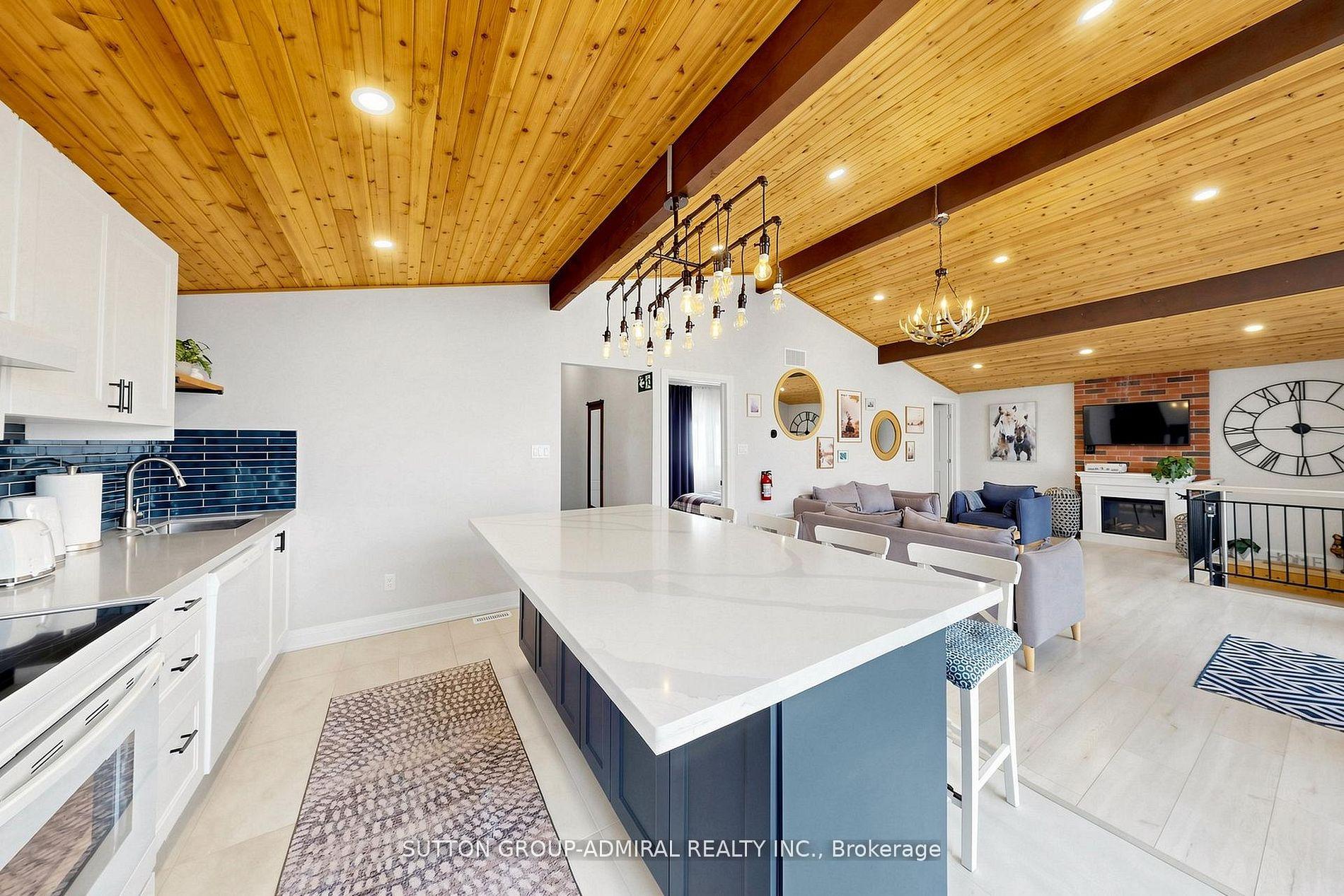 Photo 4 of 28 Timcourt Drive, Tiny, Rural Tiny — HOMEH