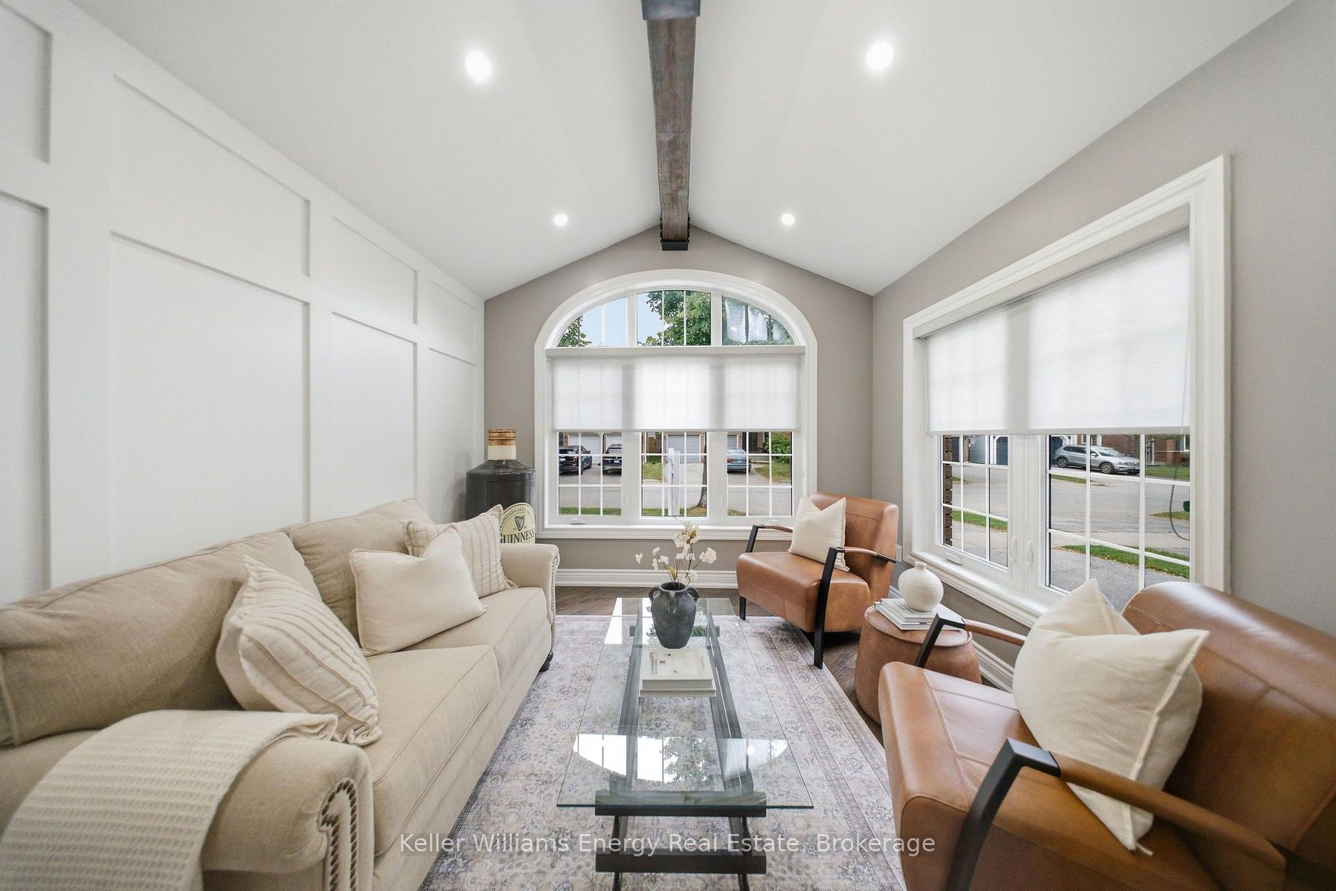 Photo 9 of 8 Holliman Lane, Ajax, South East — HOMEH