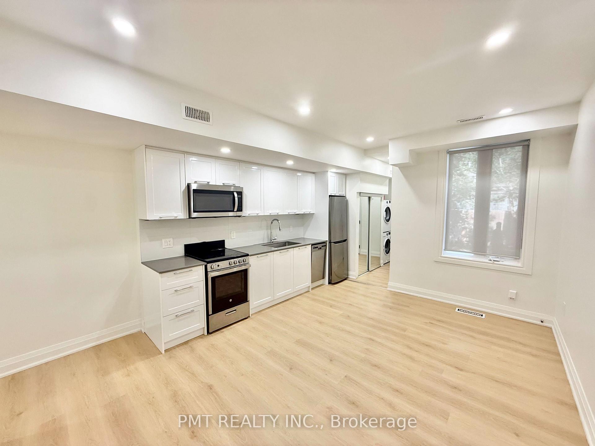 Photo 3 of Unit Main, 8 Rusholme Park Crescent, Toronto, Little Portugal — HOMEH