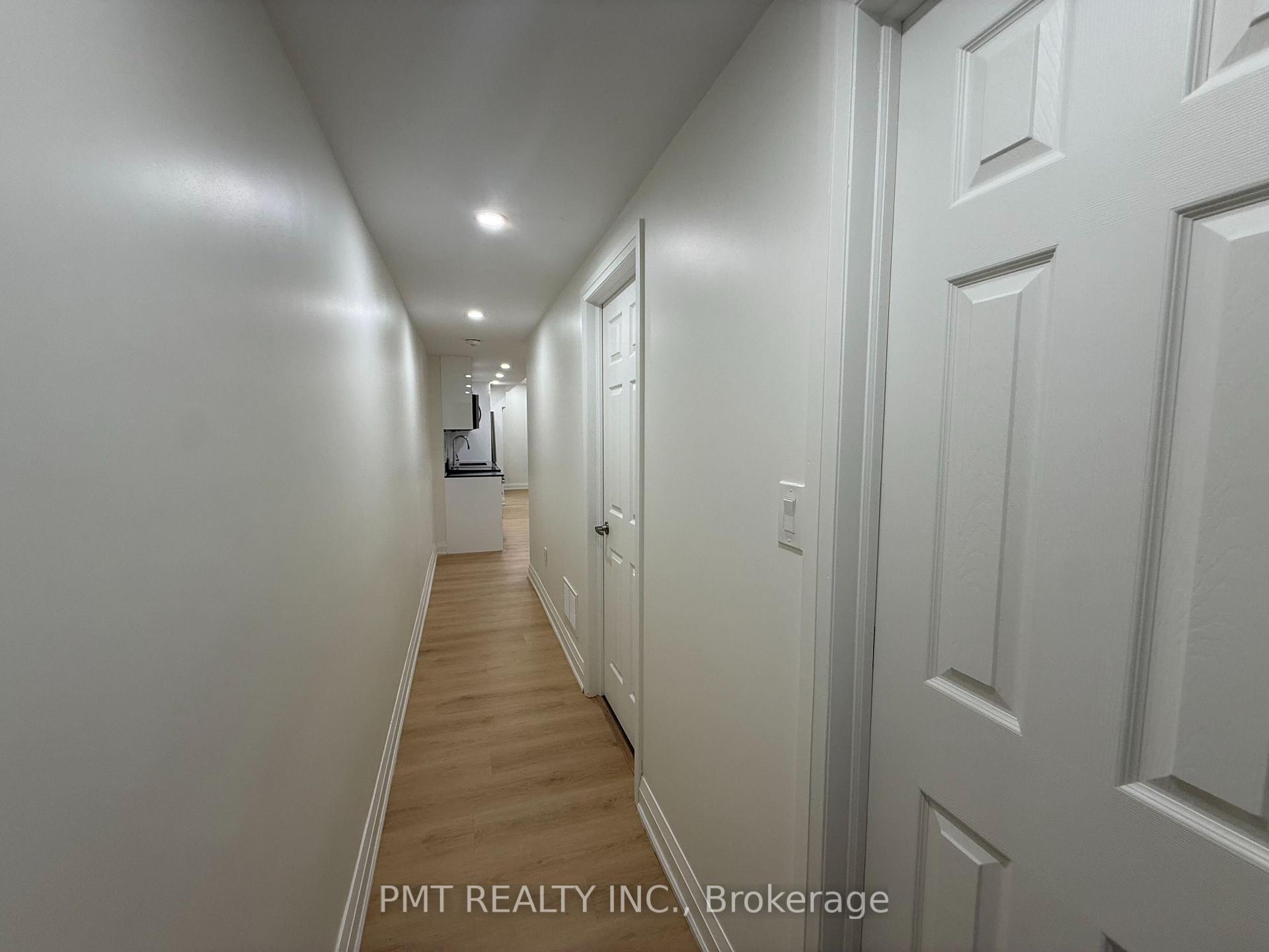 Photo 9 of Unit Main, 8 Rusholme Park Crescent, Toronto, Little Portugal — HOMEH