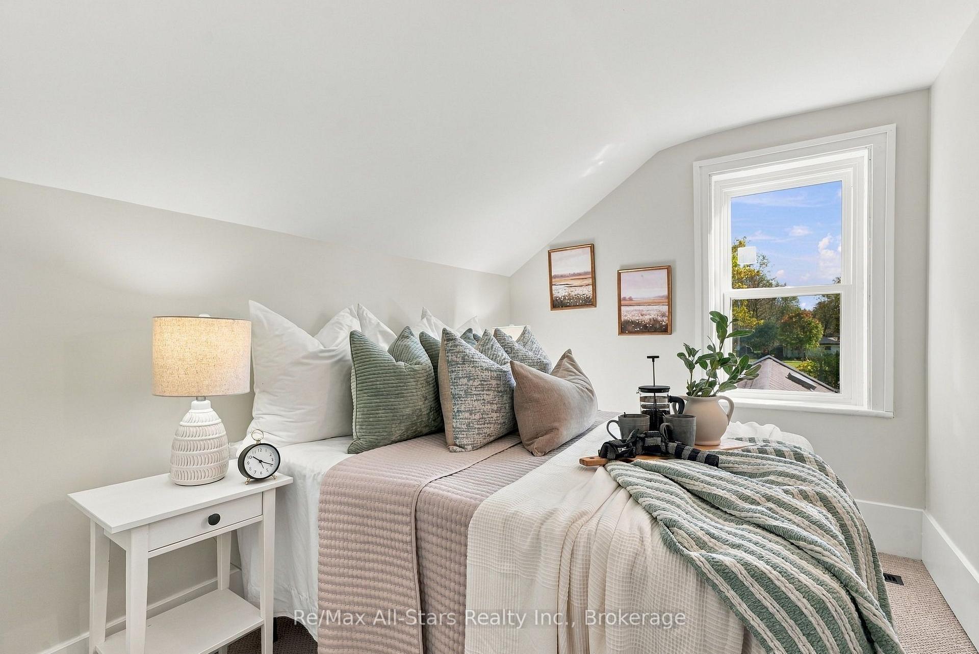 Photo 17 of 3 Bertie Street, Kawartha Lakes, Lindsay — HOMEH