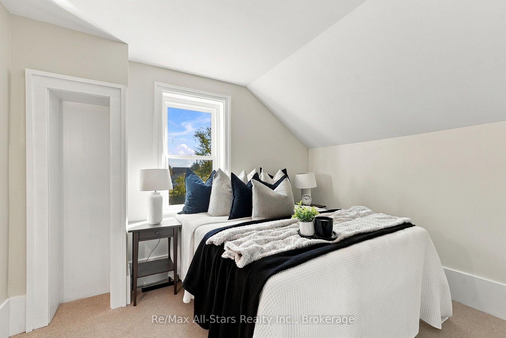 Photo 18 of 3 Bertie Street, Kawartha Lakes, Lindsay — HOMEH