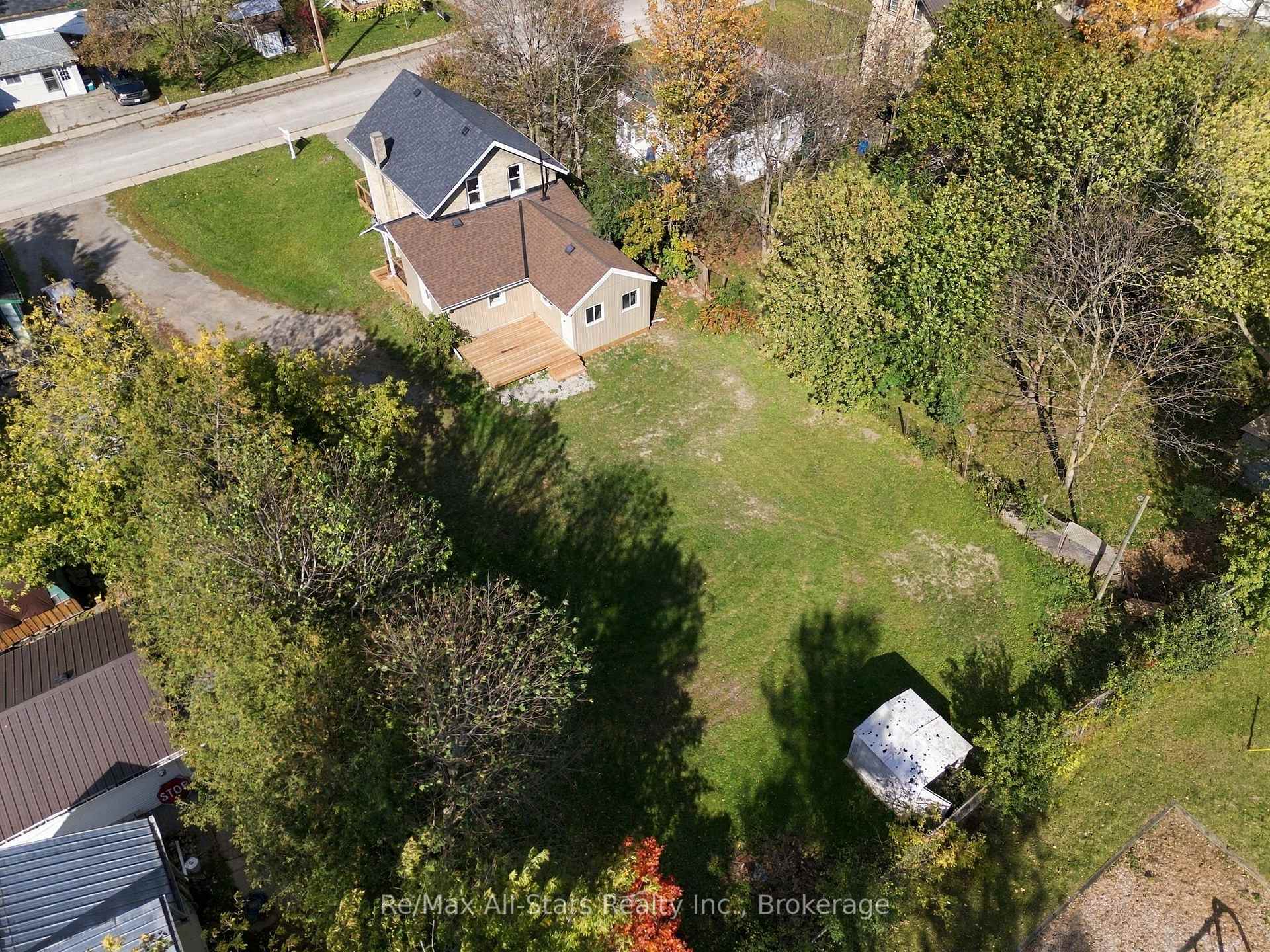 Photo 28 of 3 Bertie Street, Kawartha Lakes, Lindsay — HOMEH