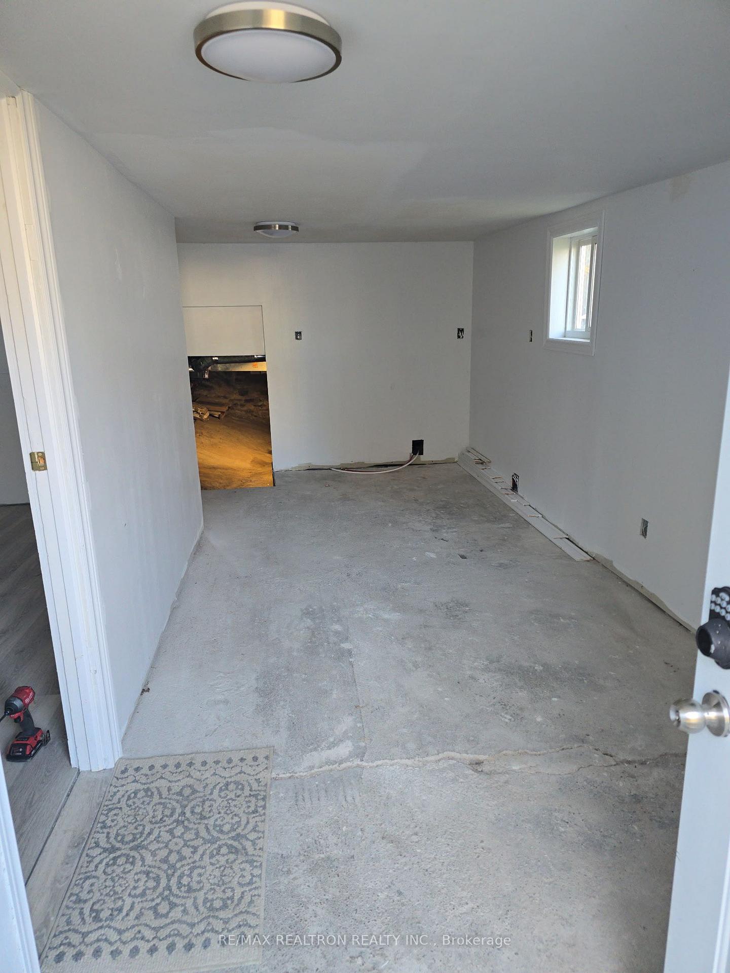 Photo 19 of 31 Isabella Street, Parry Sound — HOMEH
