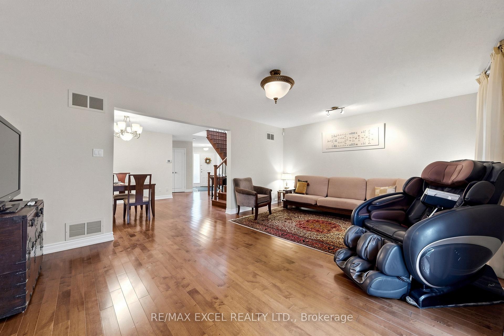 Photo 9 of Unit 55, 65 Quail Valley Lane, Markham, German Mills — HOMEH