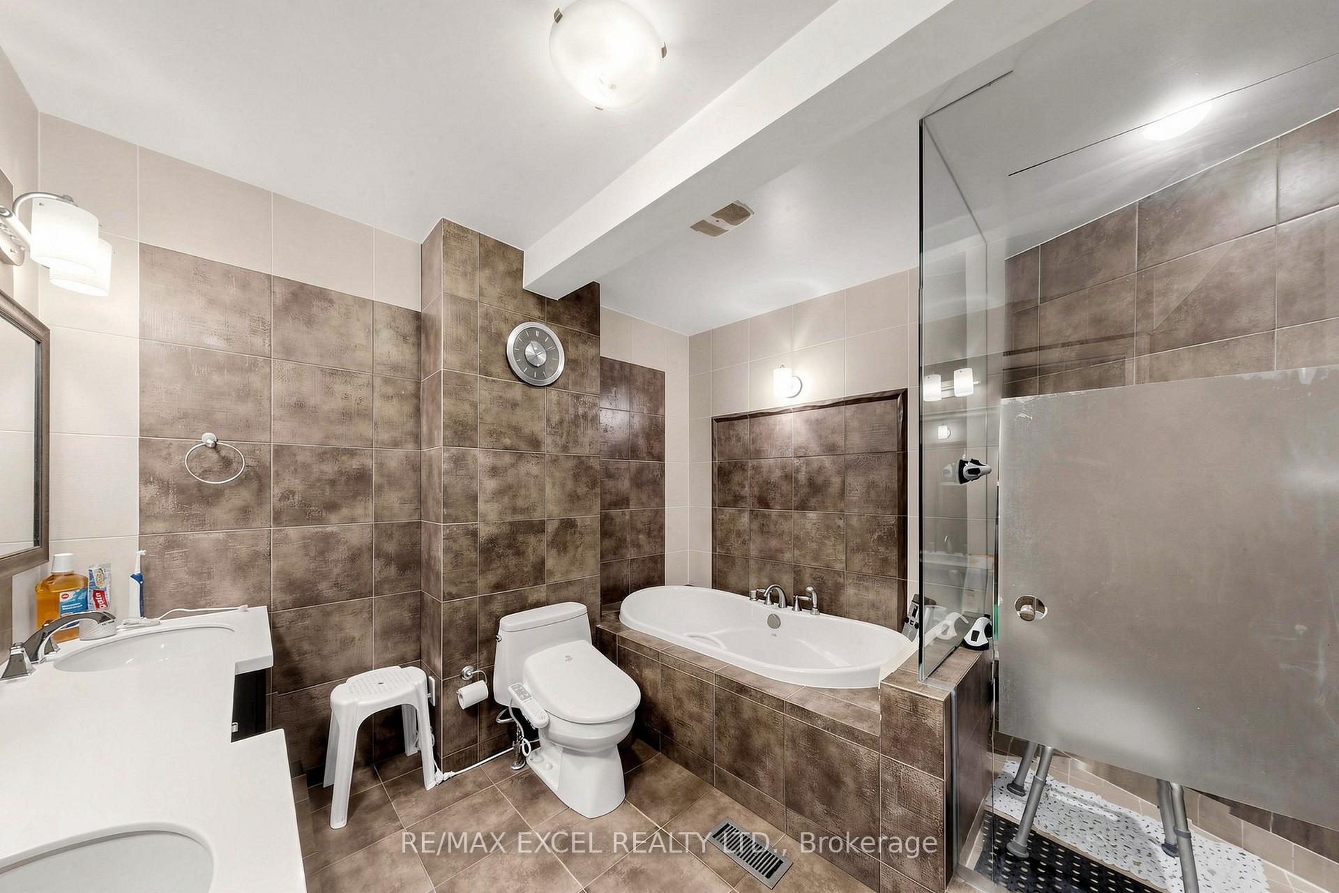 Photo 25 of Unit 55, 65 Quail Valley Lane, Markham, German Mills — HOMEH